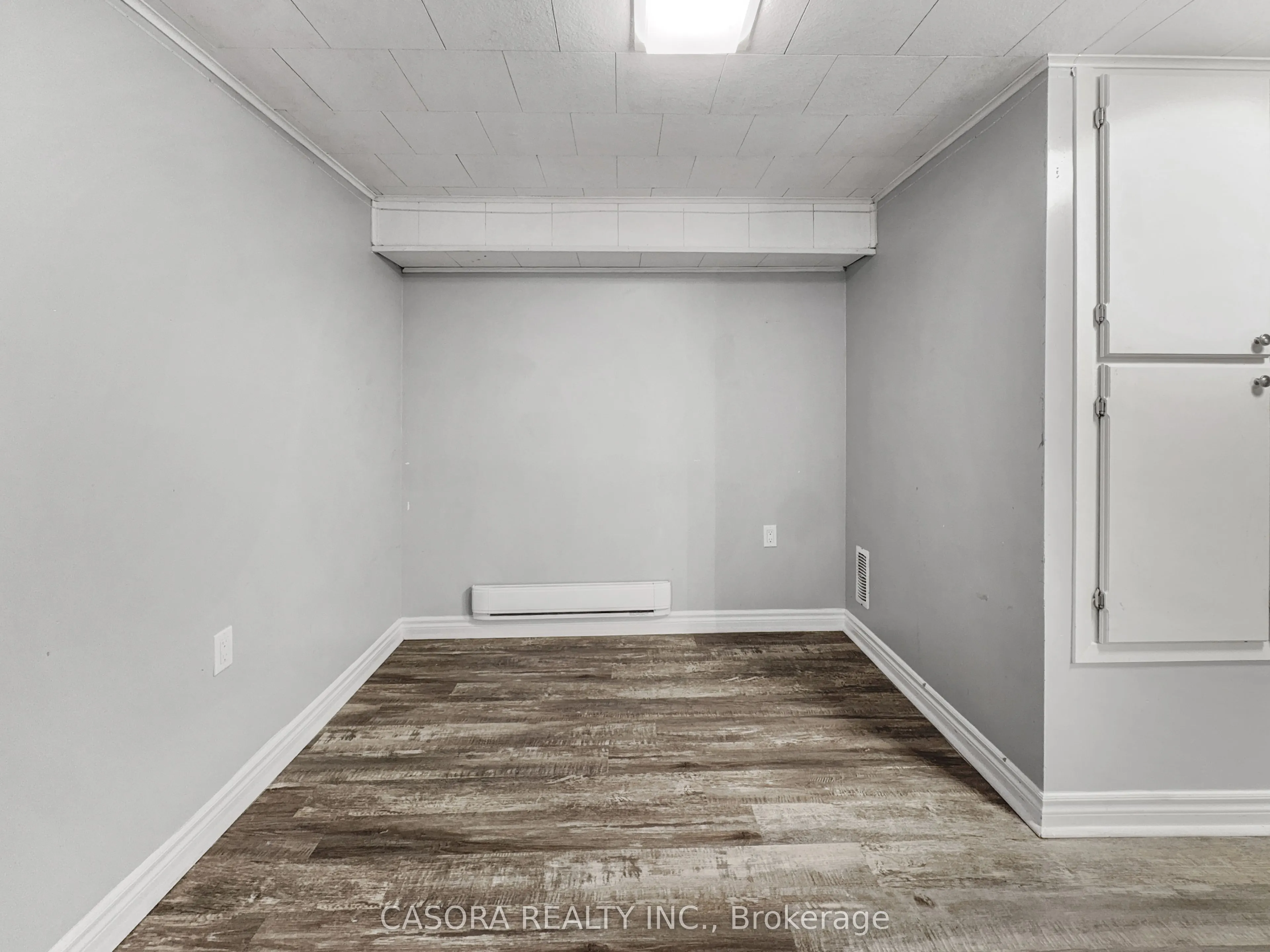 300 East 32nd Street