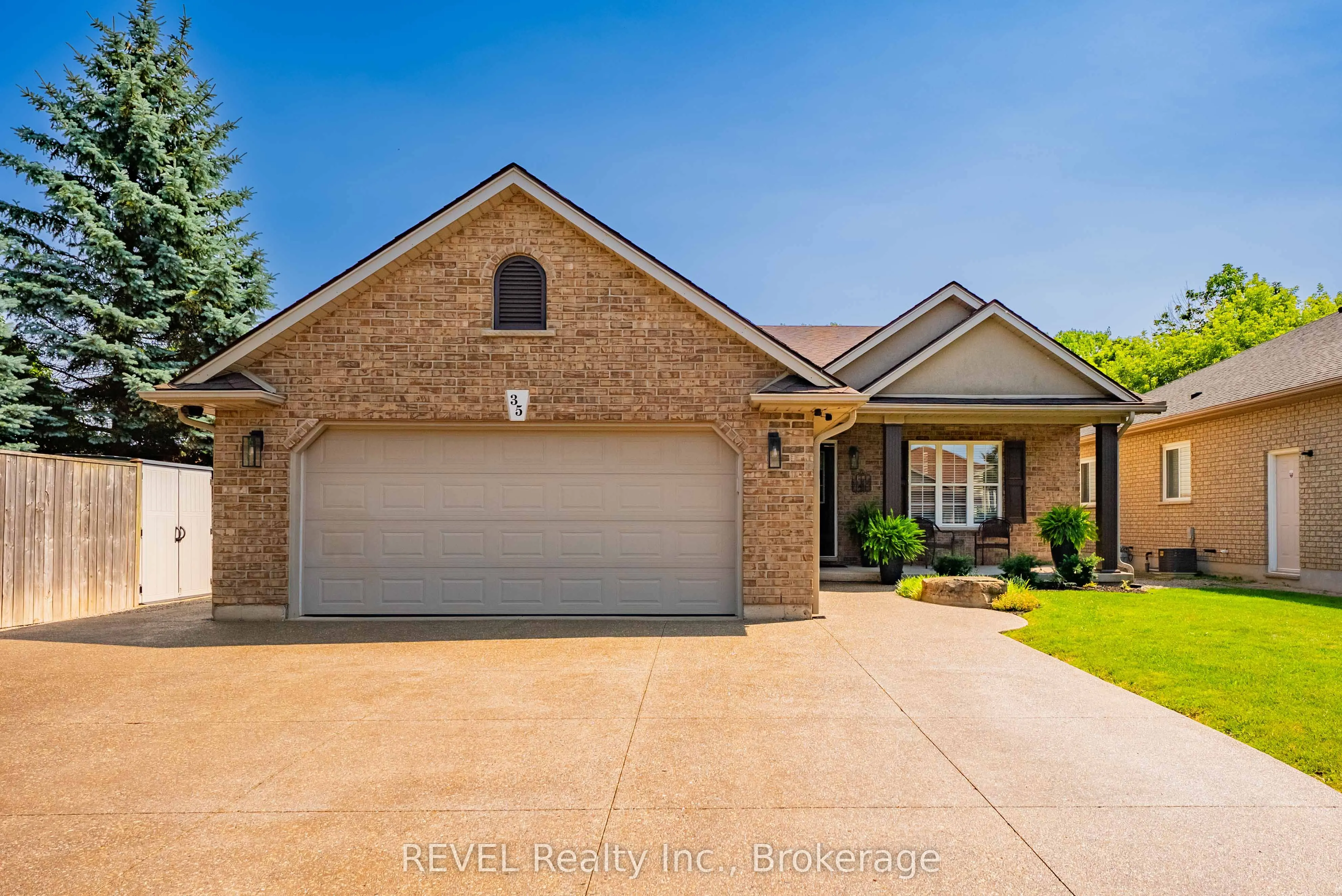 35 Hunter Drive