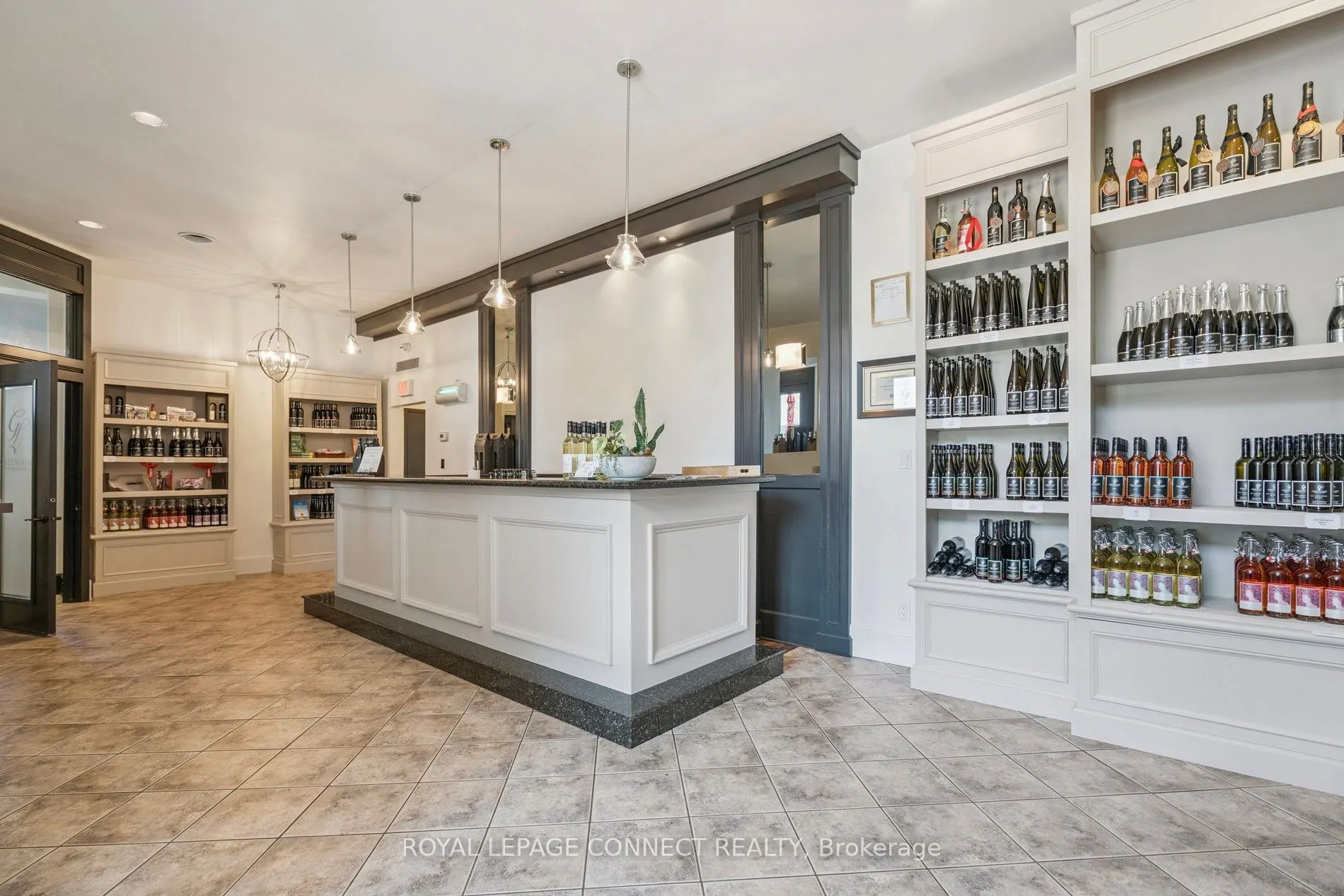 3751 King Street
