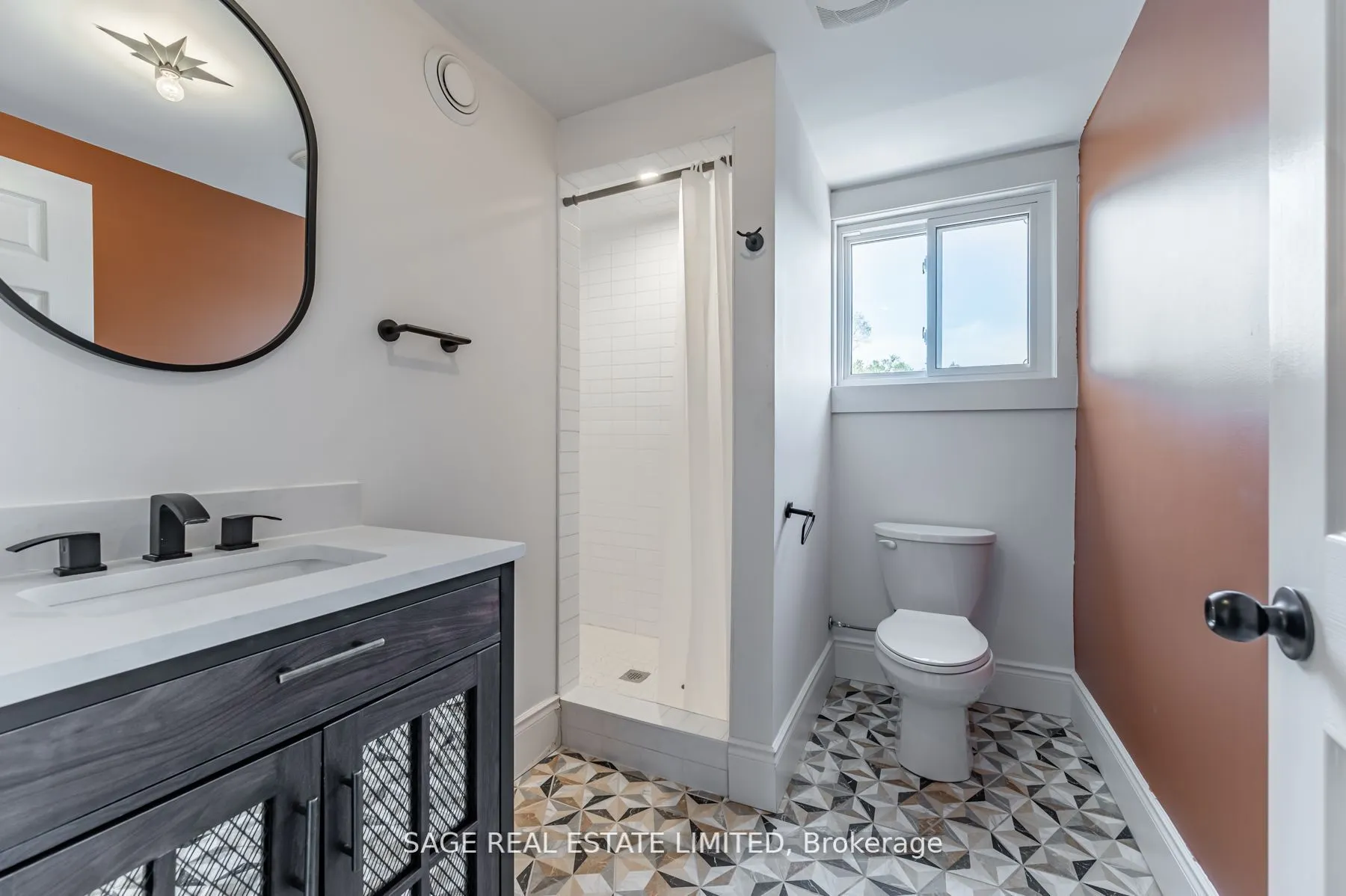 459 Aberdeen Avenue, #3rd