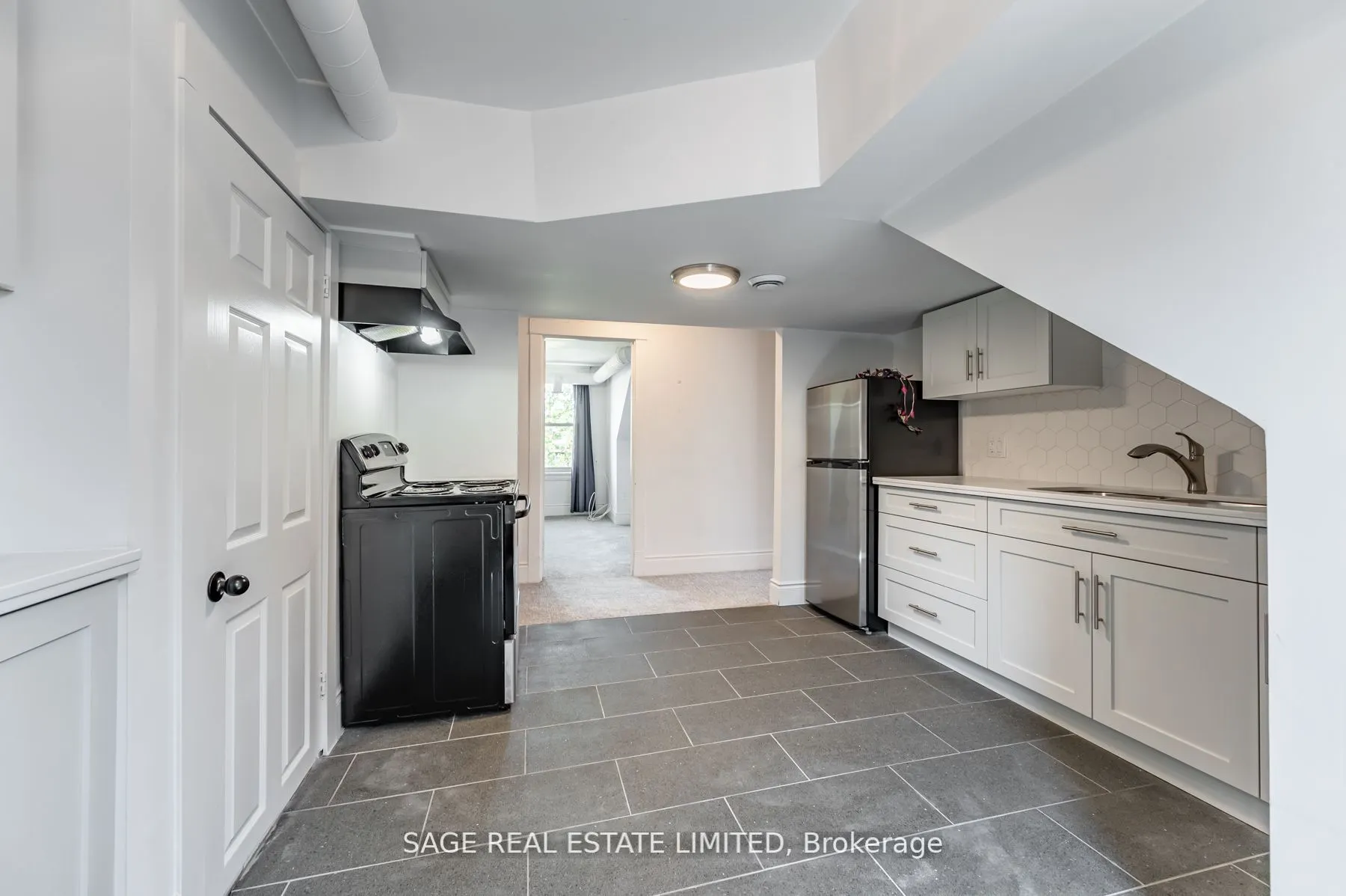459 Aberdeen Avenue, #3rd
