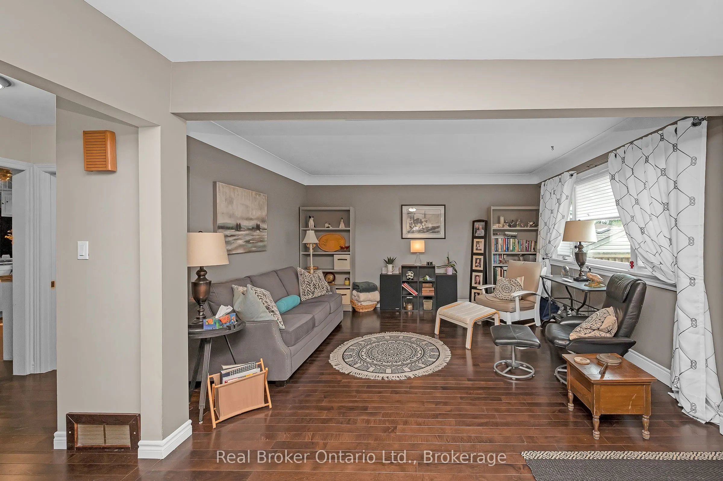 2 Cherry Avenue
