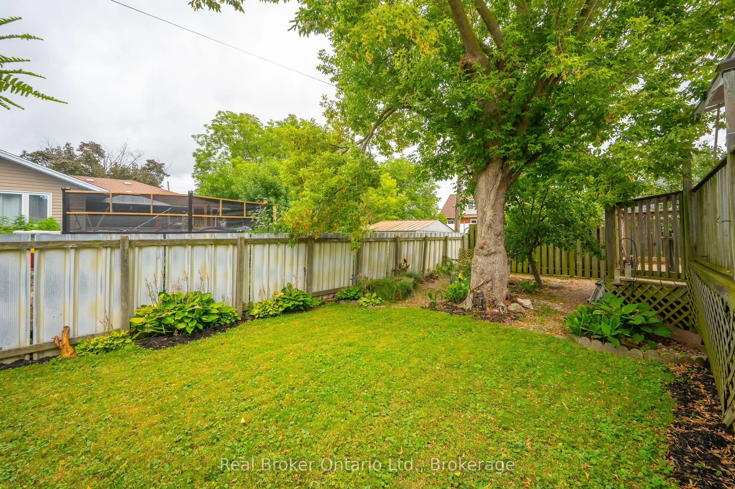 2 Cherry Avenue