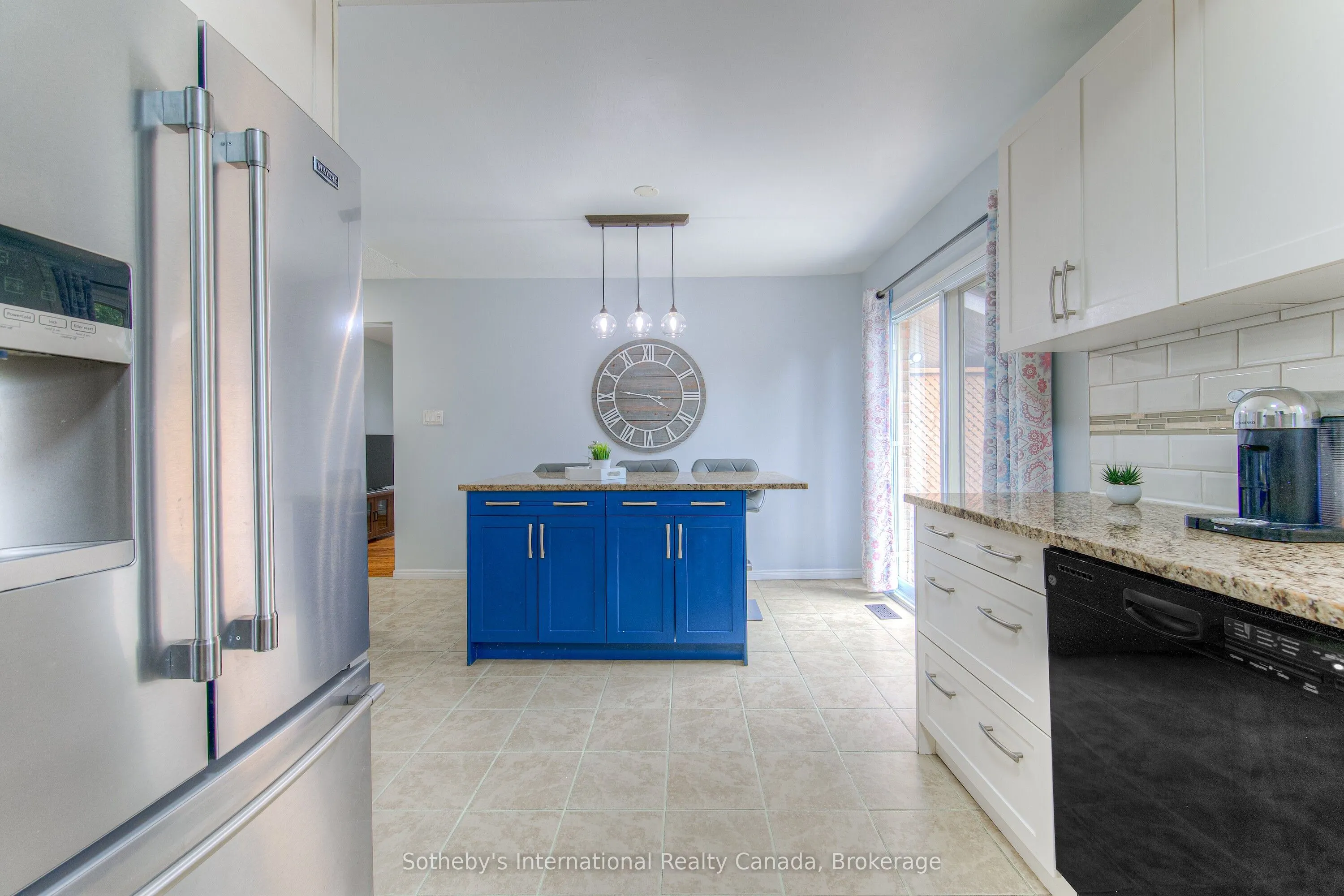 157 Twin Crescent