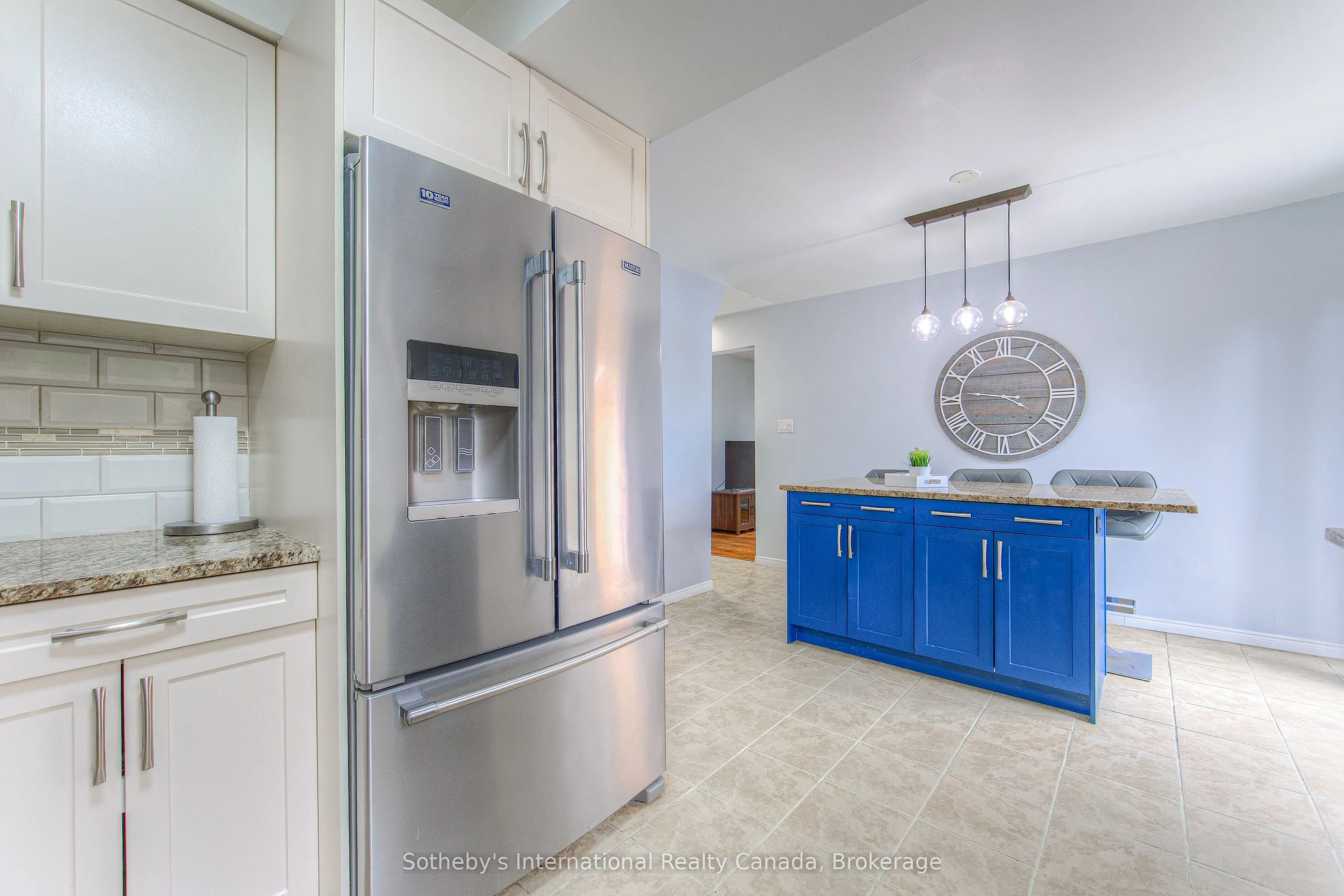 157 Twin Crescent