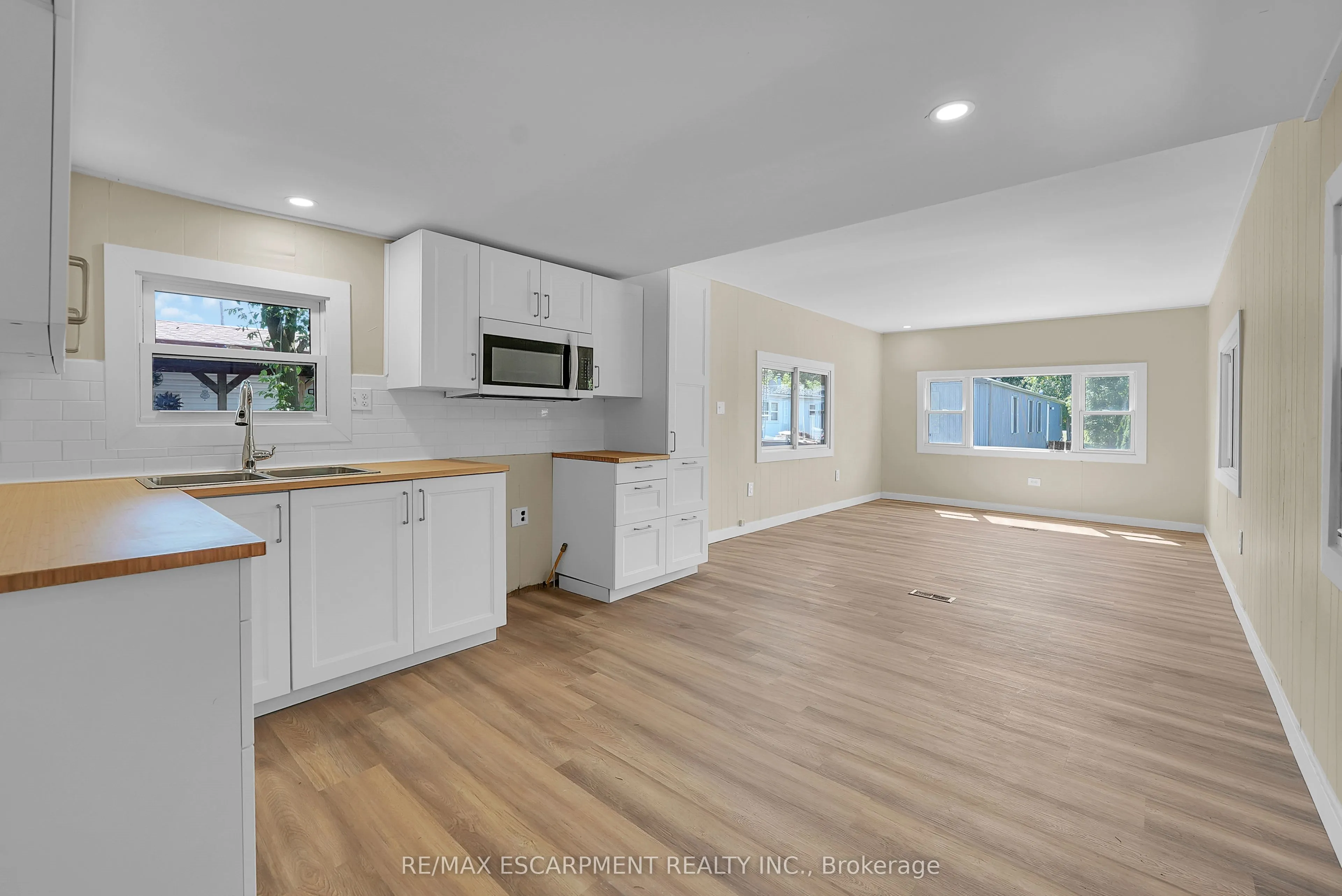 4595 Abigail Lane
