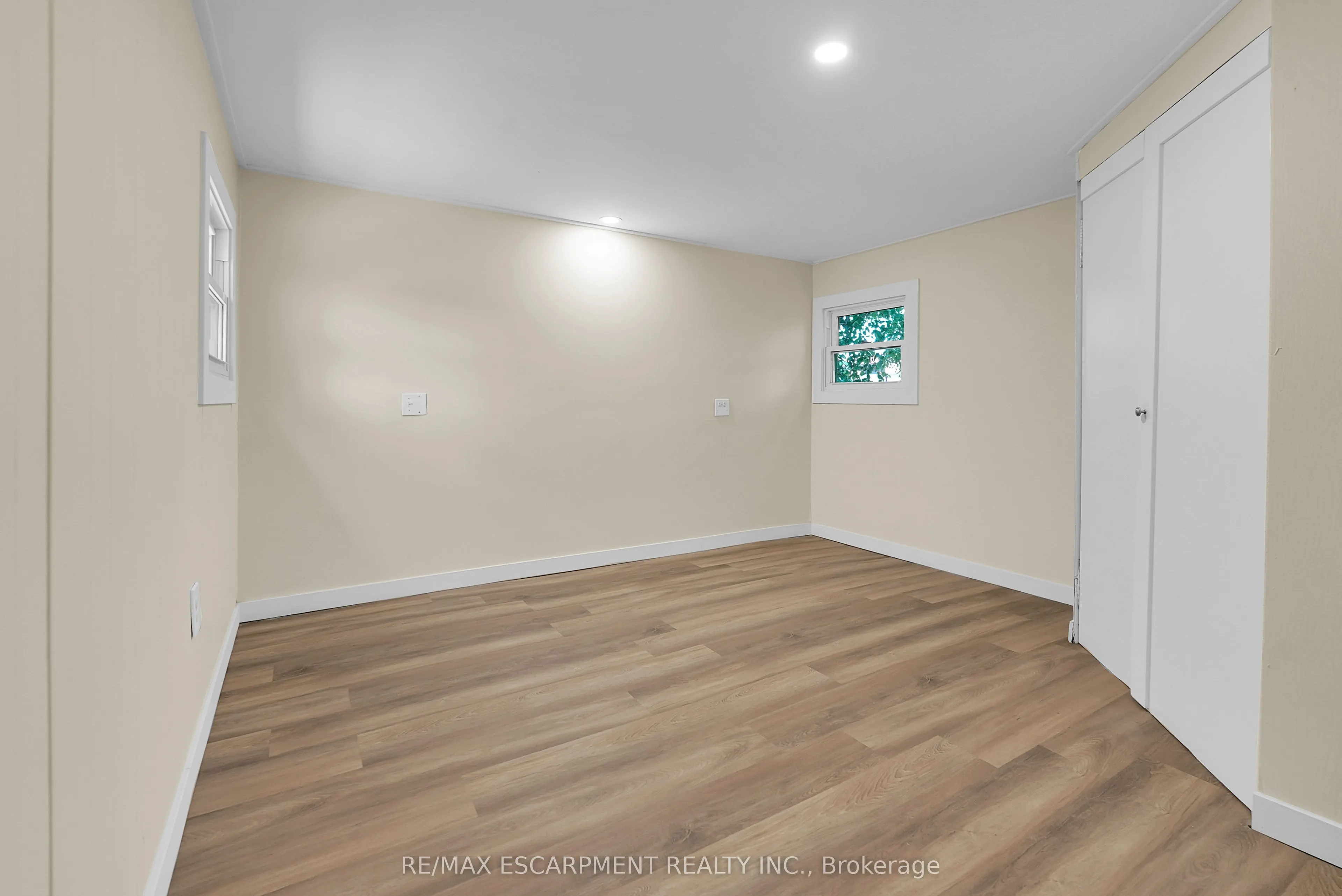4595 Abigail Lane