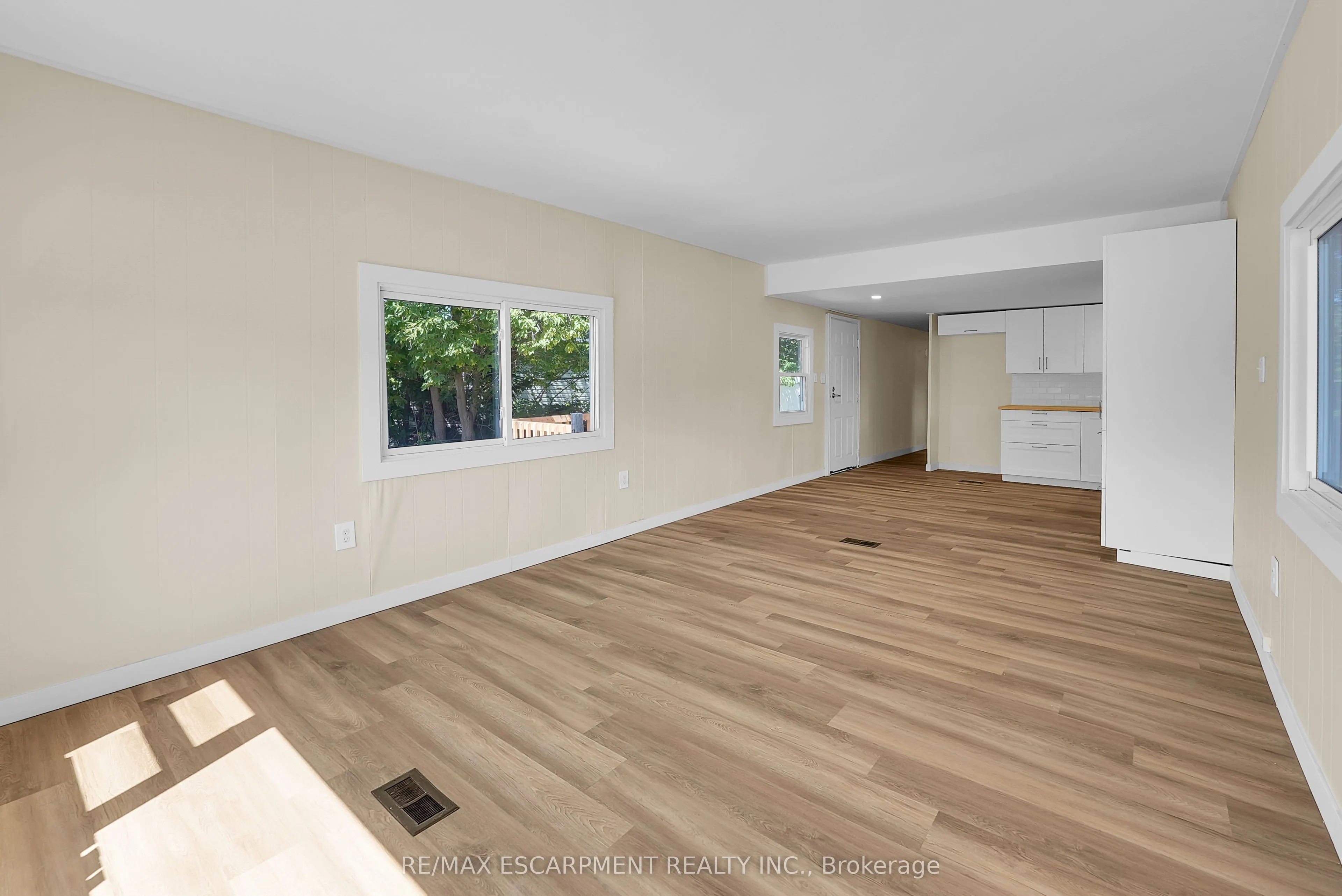 4595 Abigail Lane