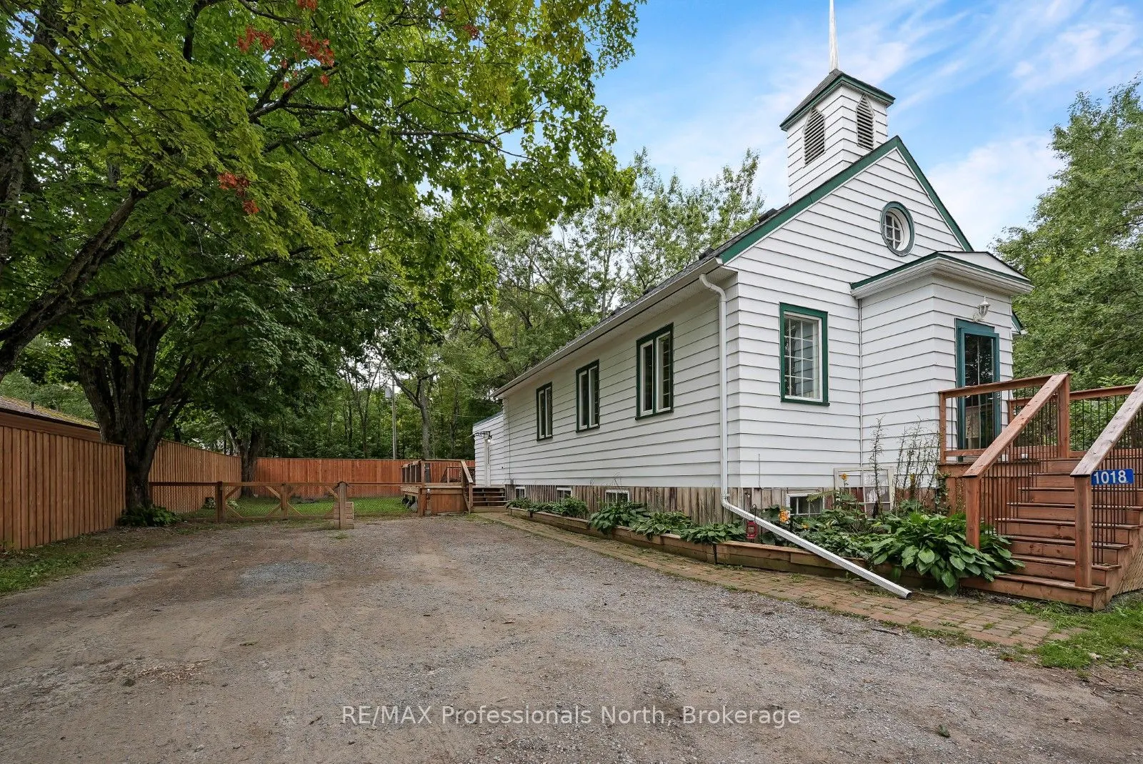 1018 St. Andrews Court