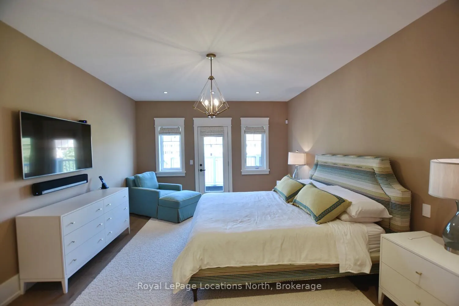 277 JOZO WEIDER Boulevard, #902