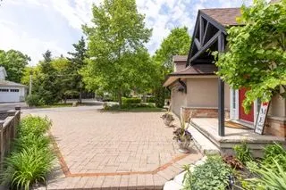 17 Vincent Avenue