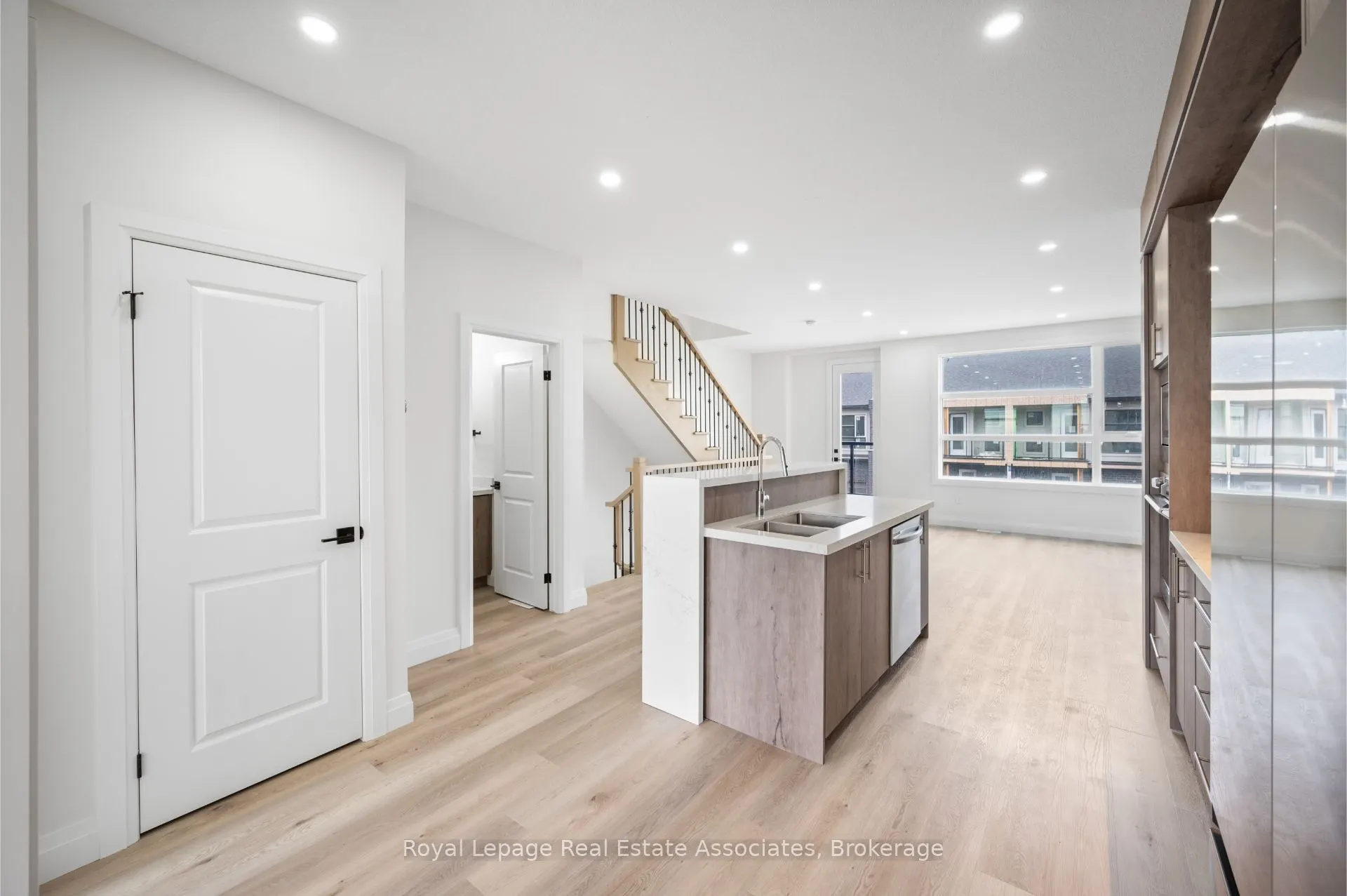 73 Warren Trail, #33