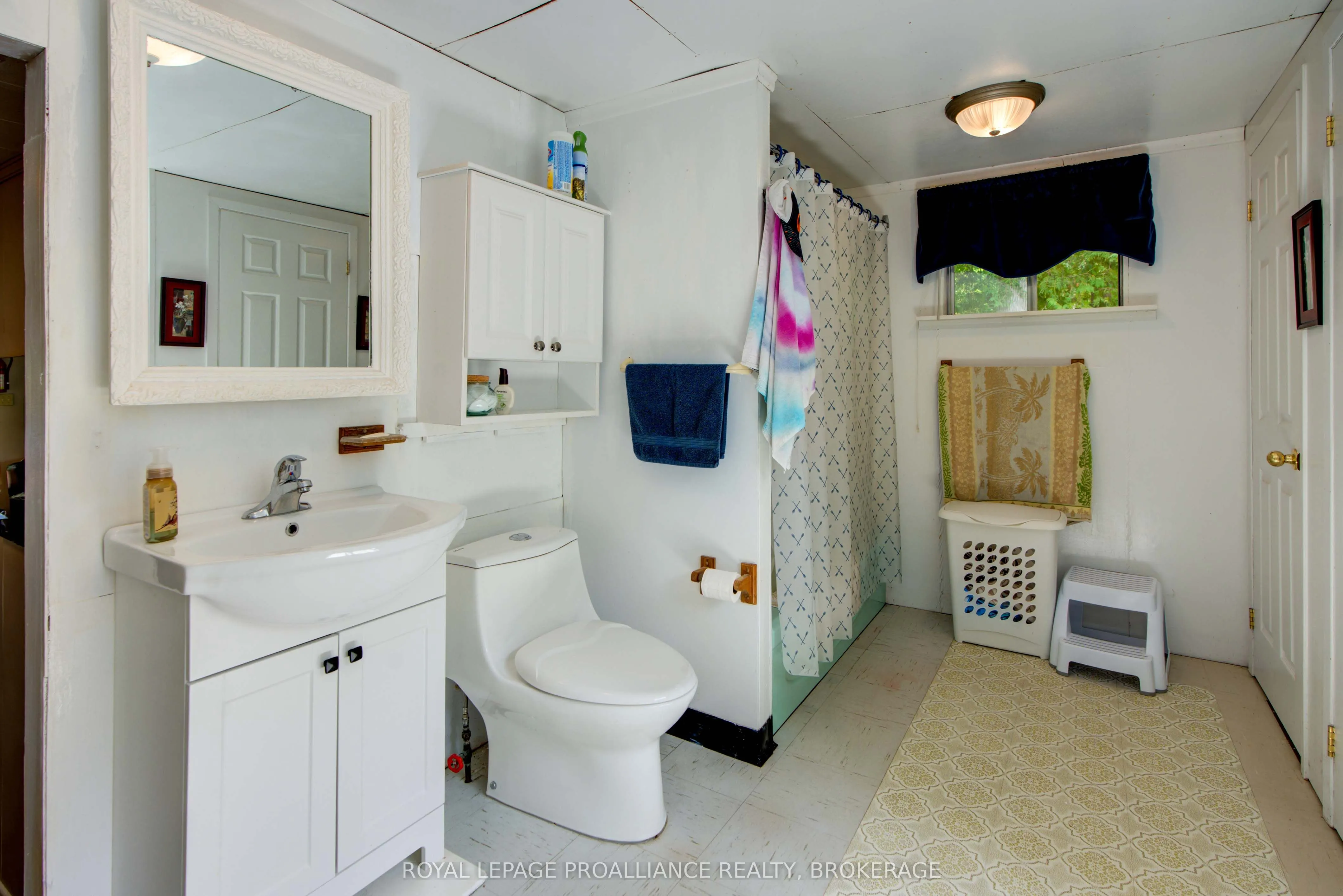 372 Murphy Road #100