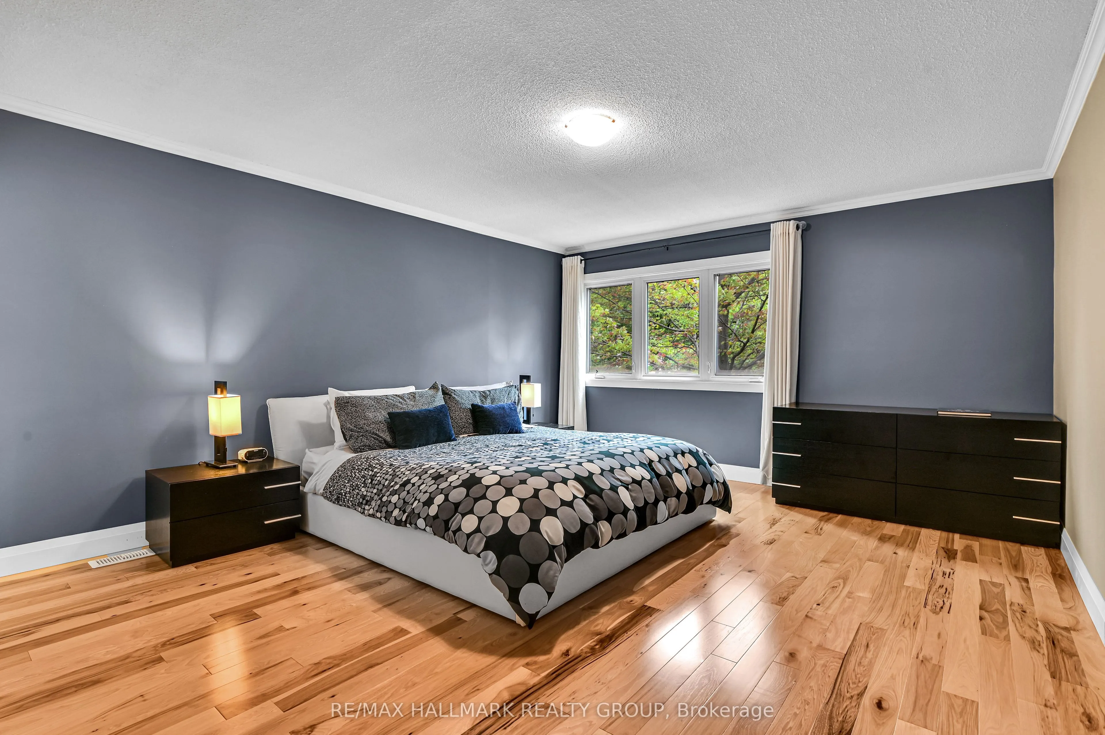 74 Somerset Street W, #3