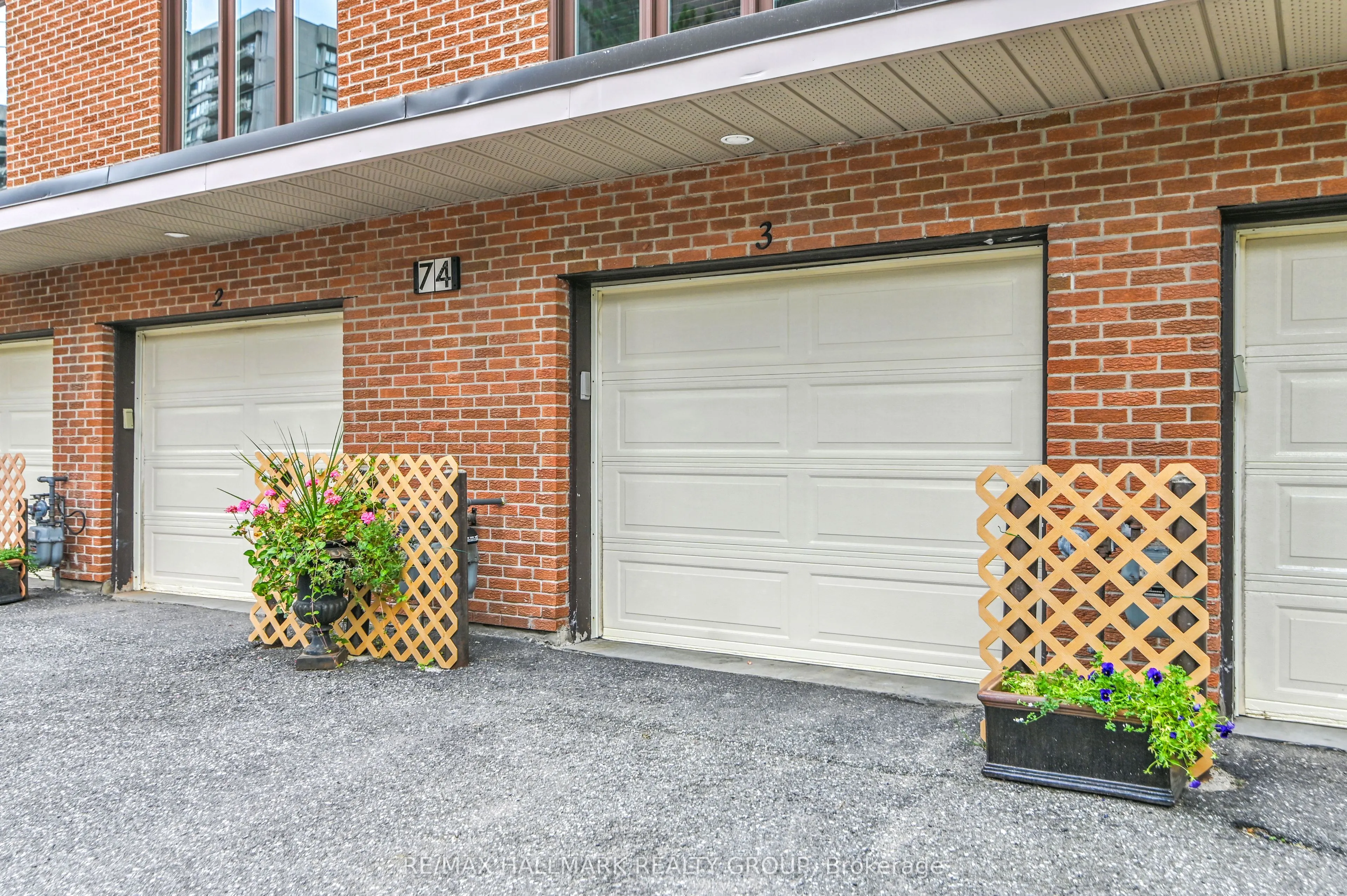 74 Somerset Street W, #3