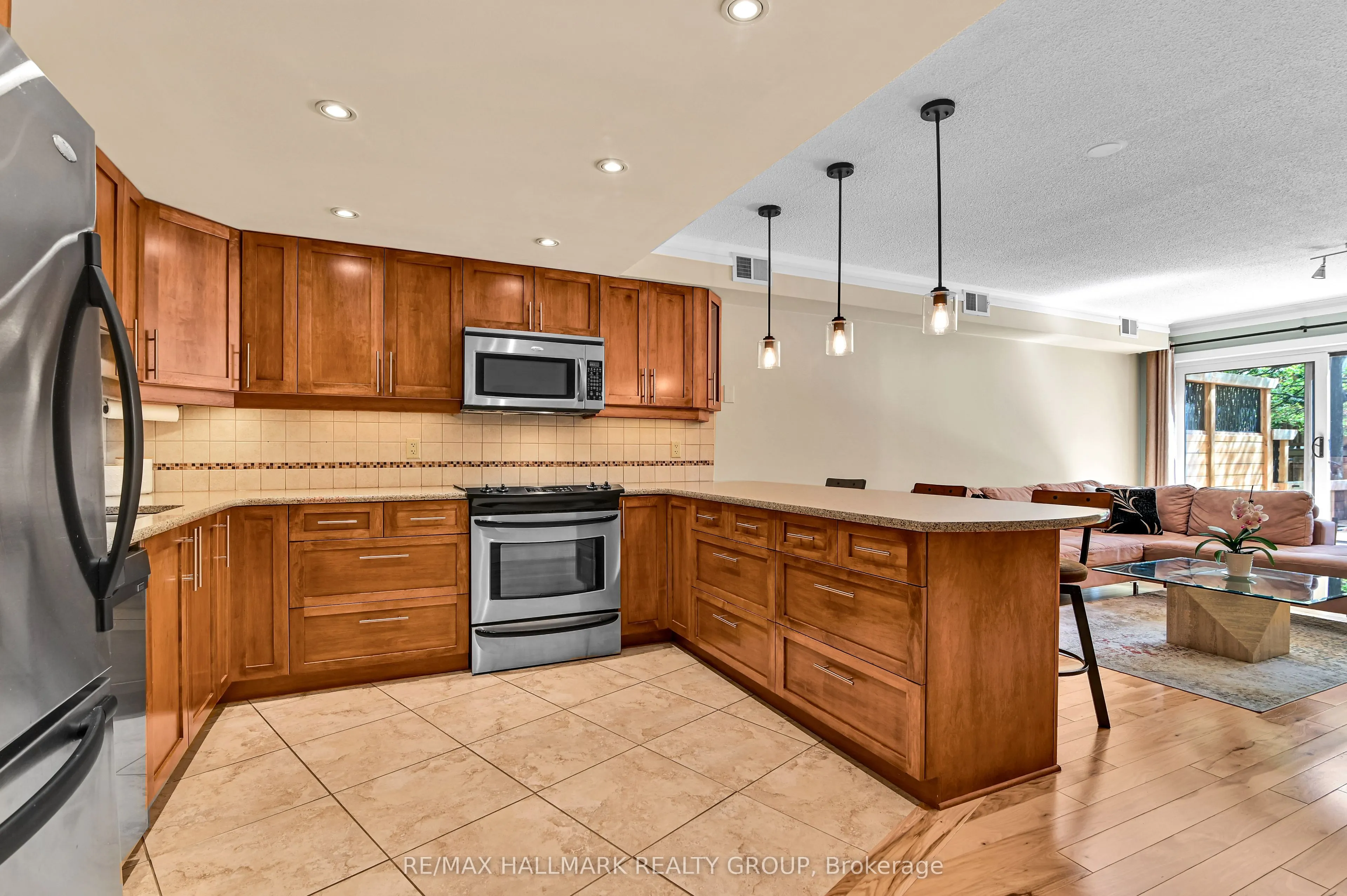 74 Somerset Street W, #3