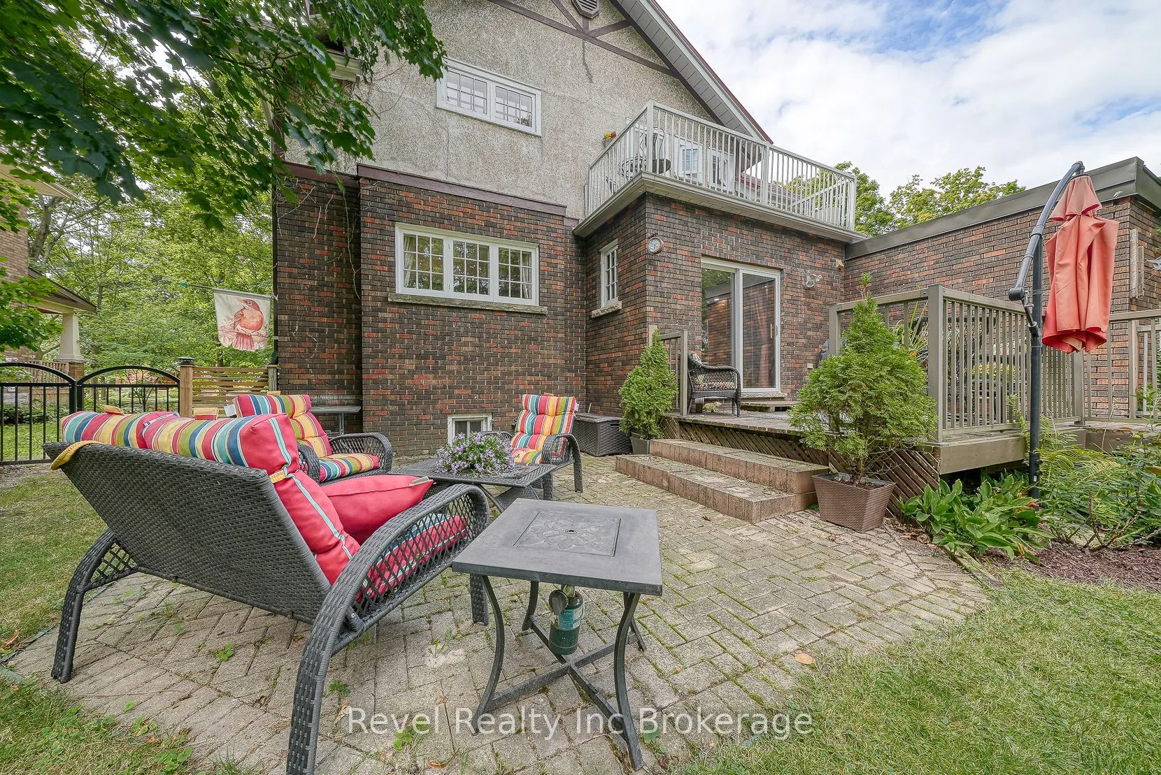 140 Vansittart Avenue
