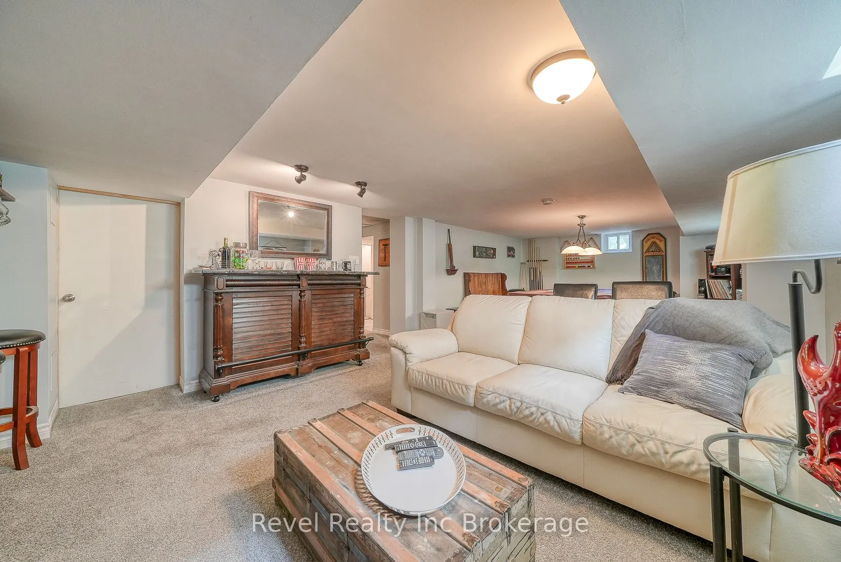 140 Vansittart Avenue