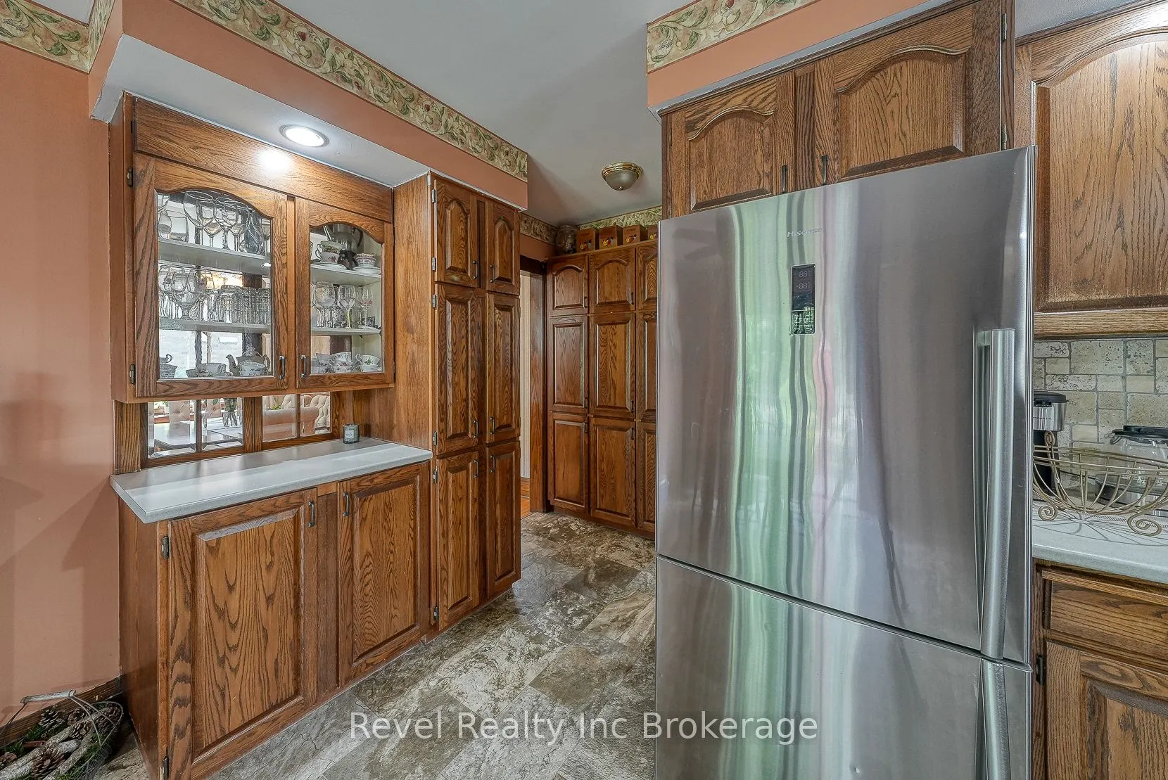 140 Vansittart Avenue