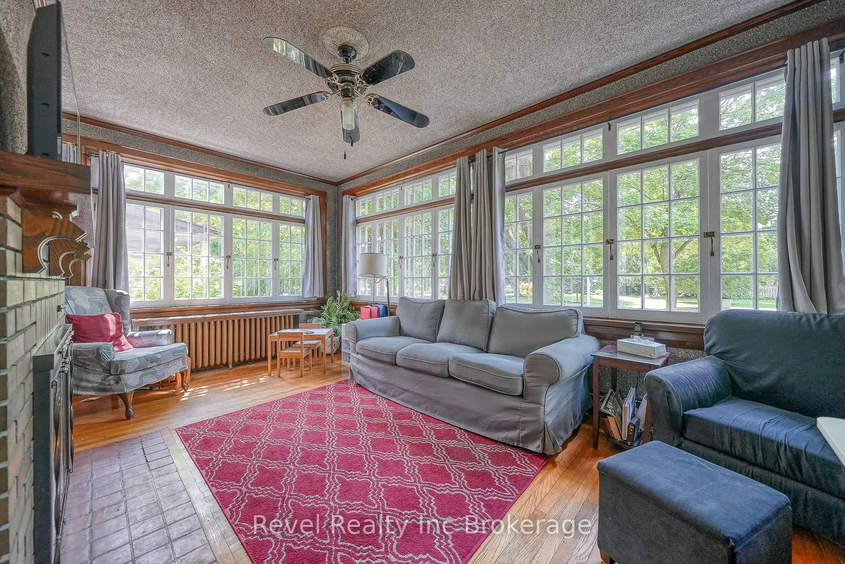 140 Vansittart Avenue