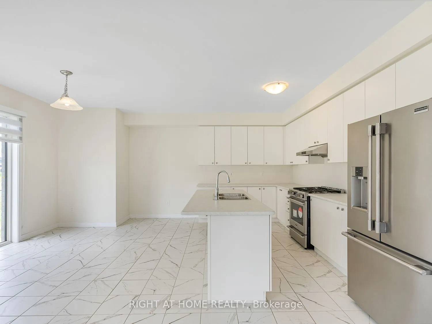 100 Bellhouse Avenue