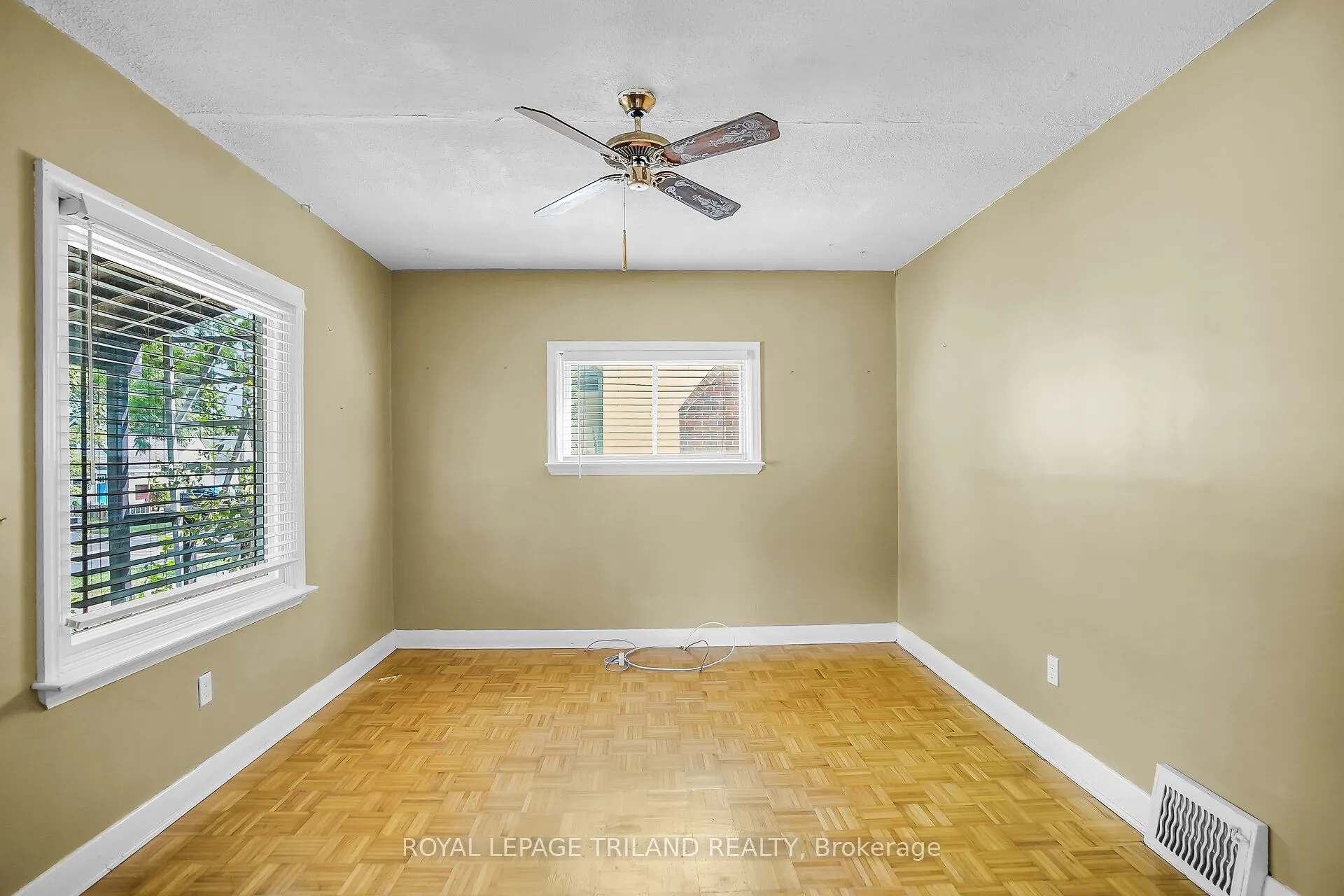 55 Cliftonvale Avenue