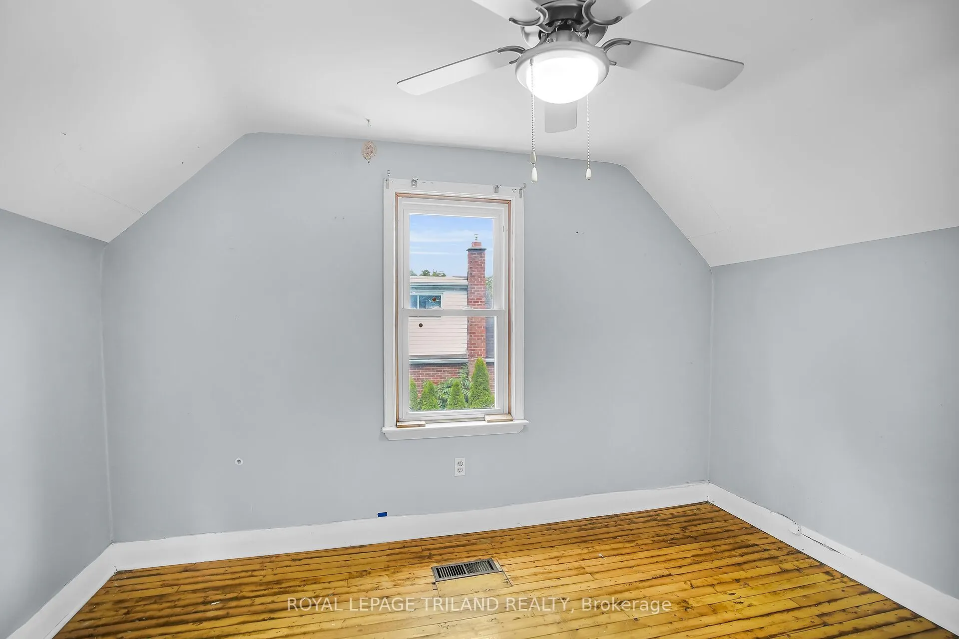 55 Cliftonvale Avenue
