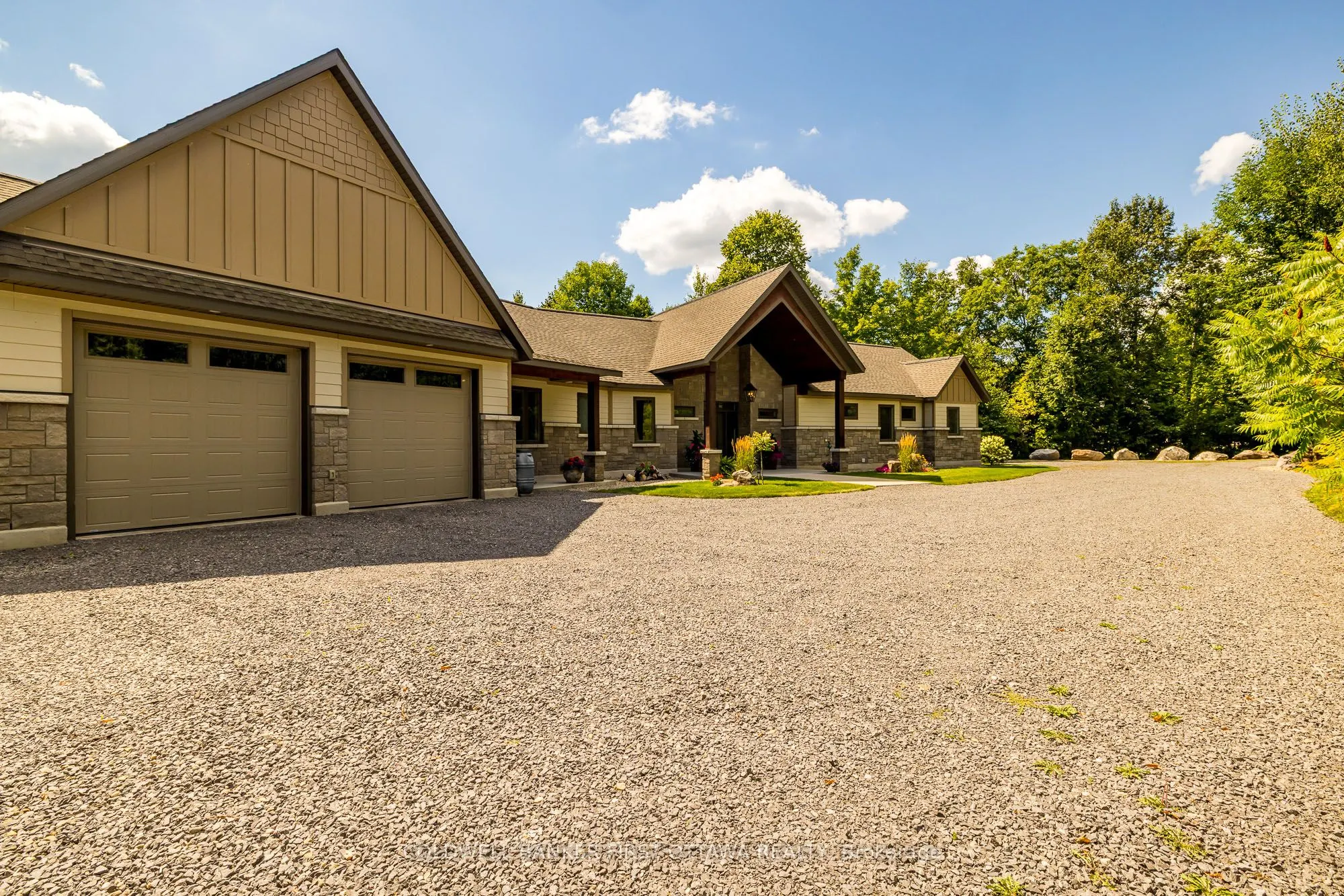 36 CUB SCOUT Crescent