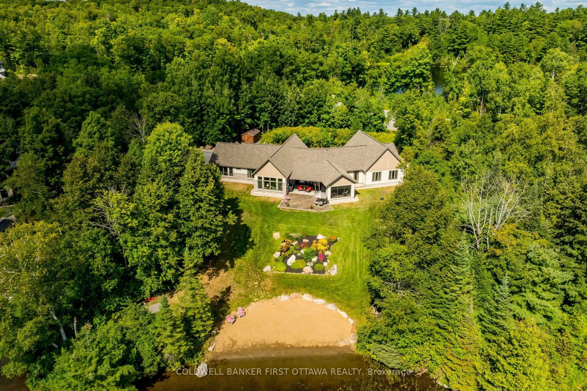 36 CUB SCOUT Crescent