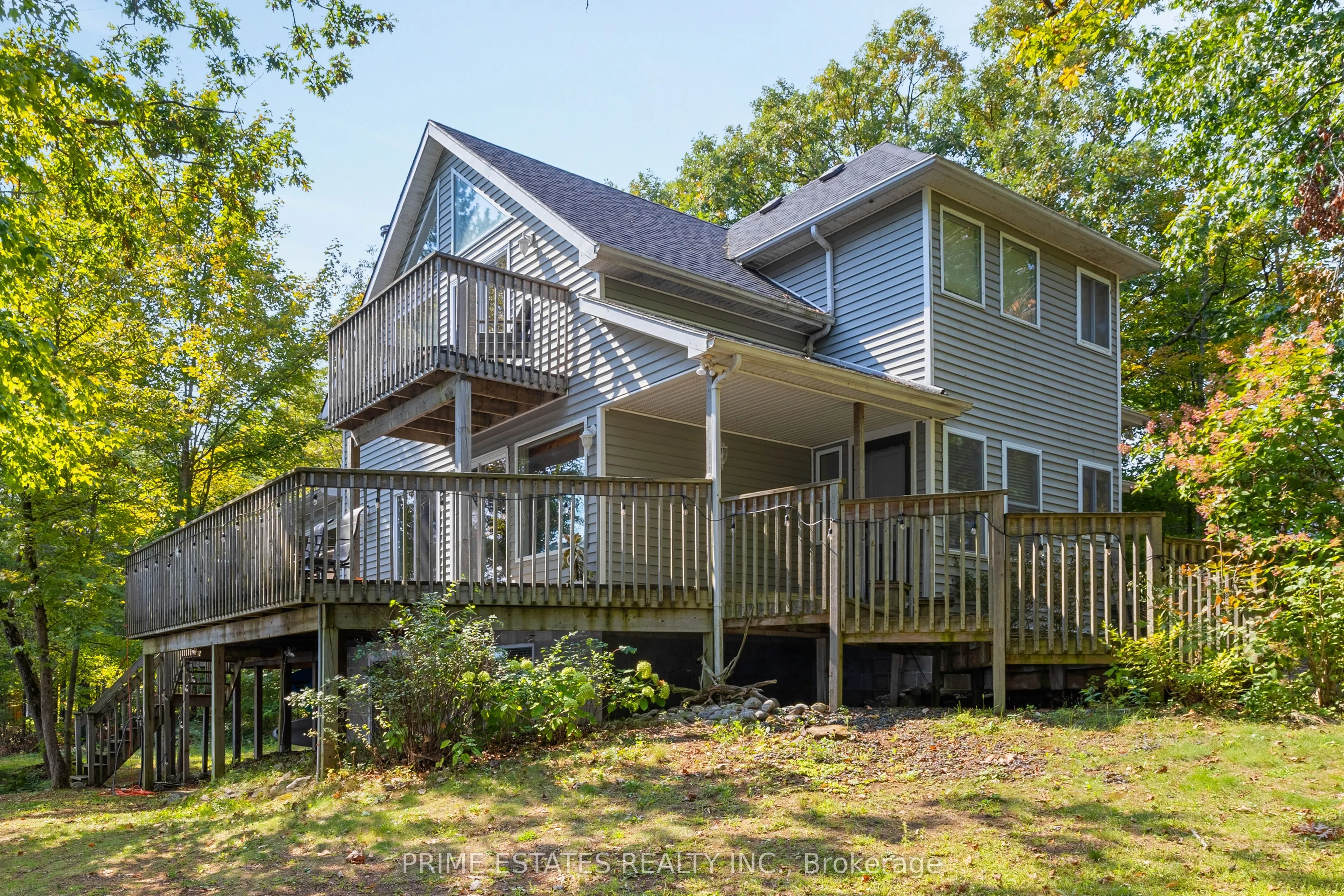 1070 WEST SHORE Lane
