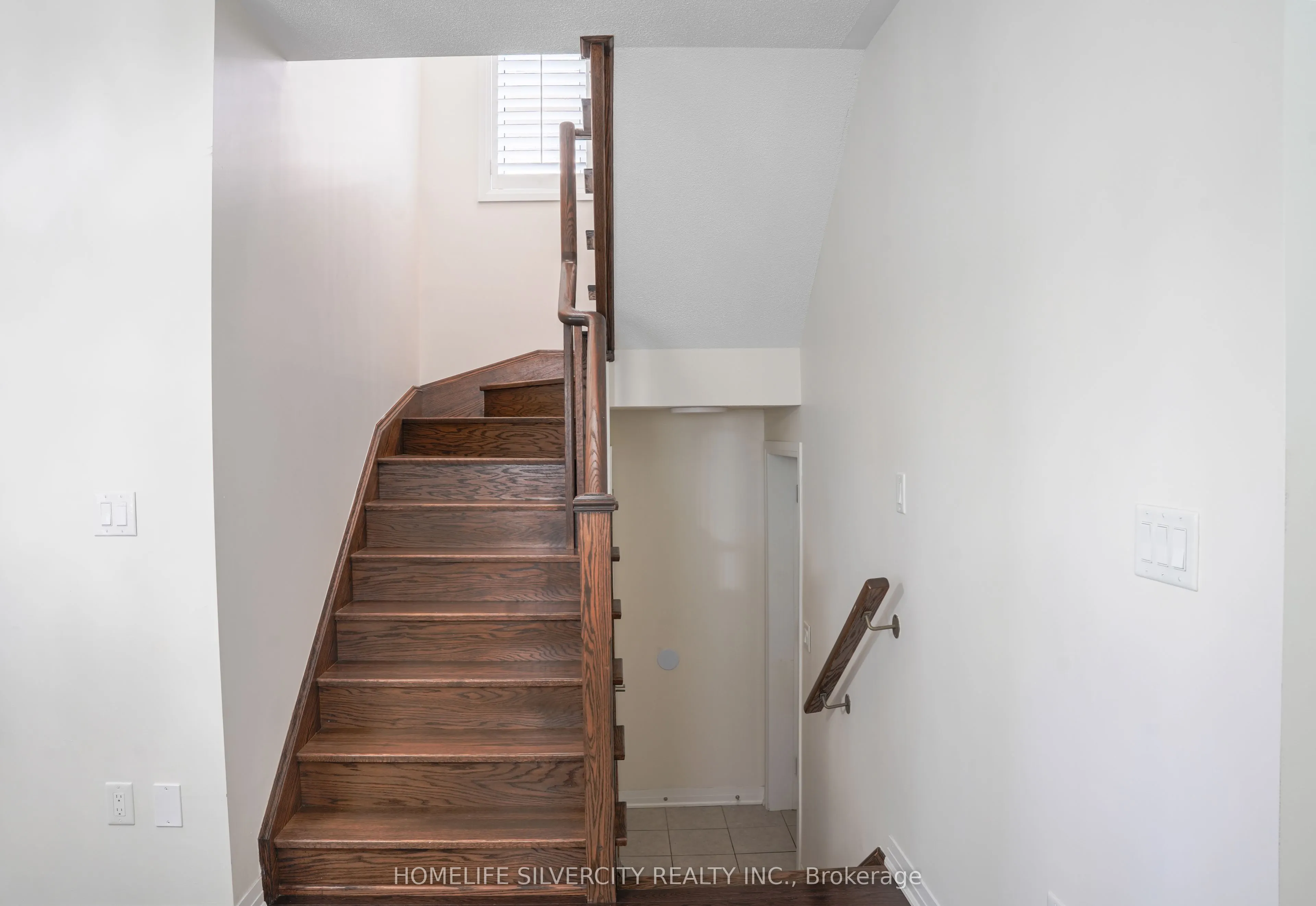 28 Jenkins Street