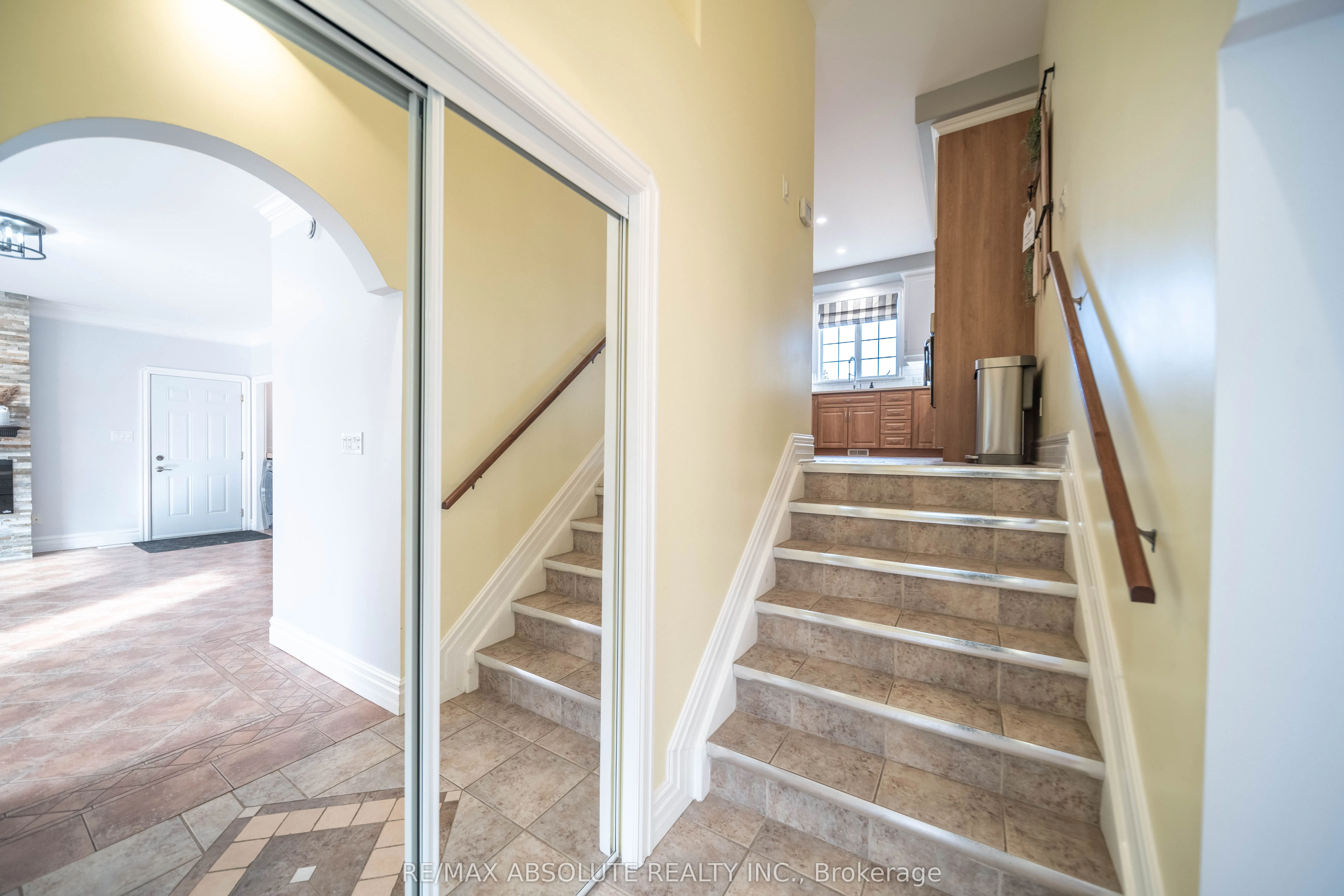 735 St Thomas Road