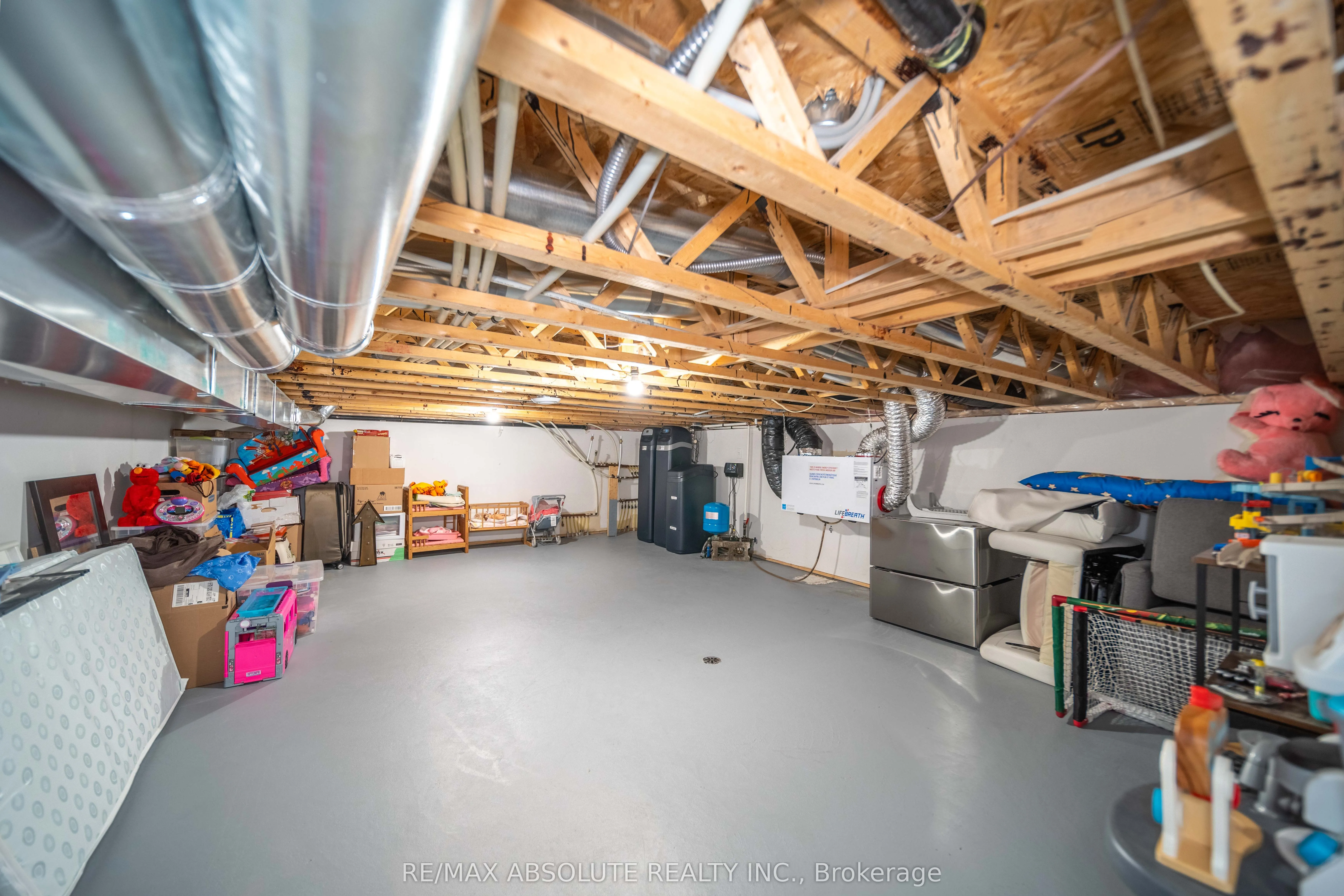 735 St Thomas Road