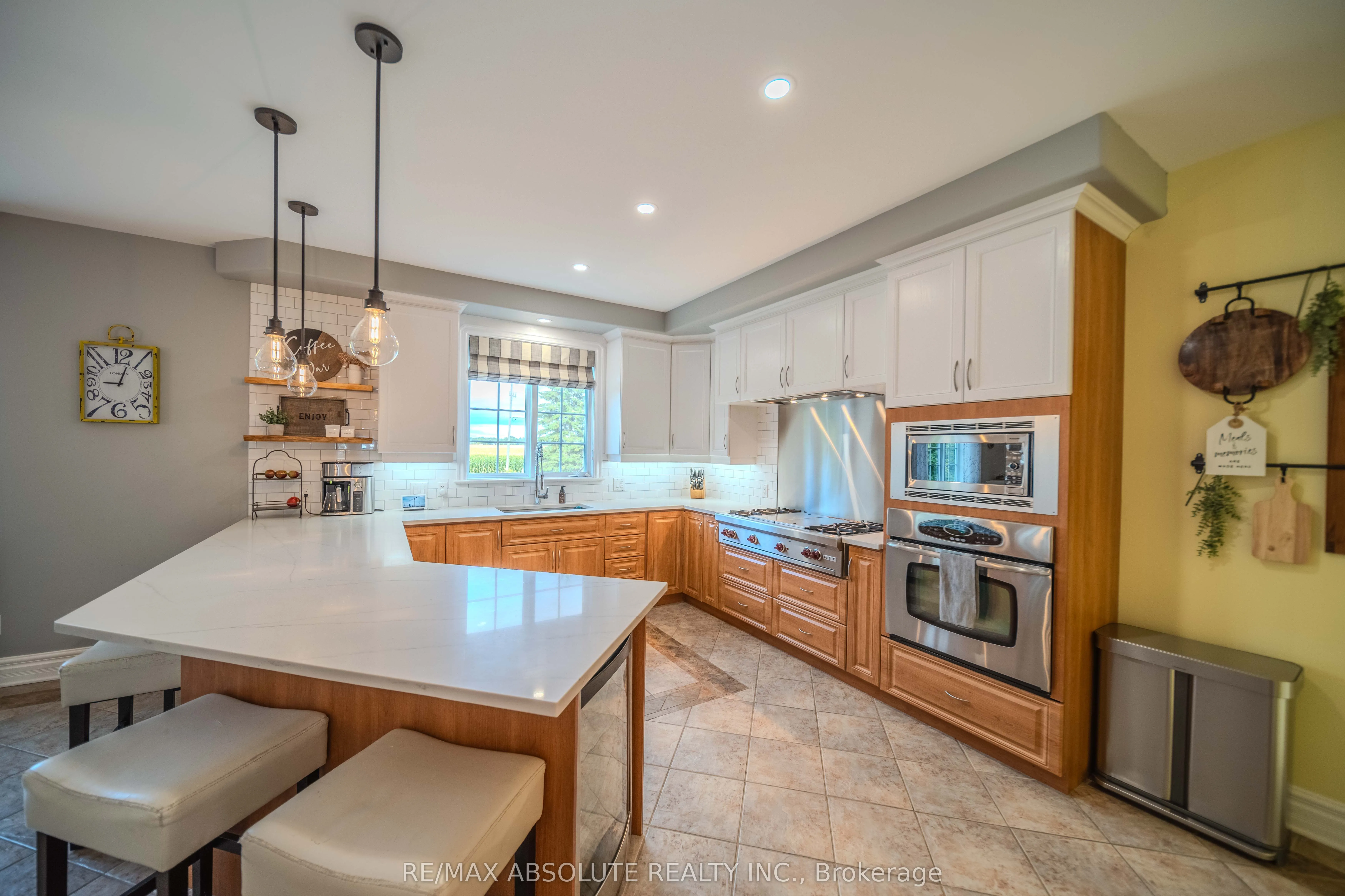 735 St Thomas Road