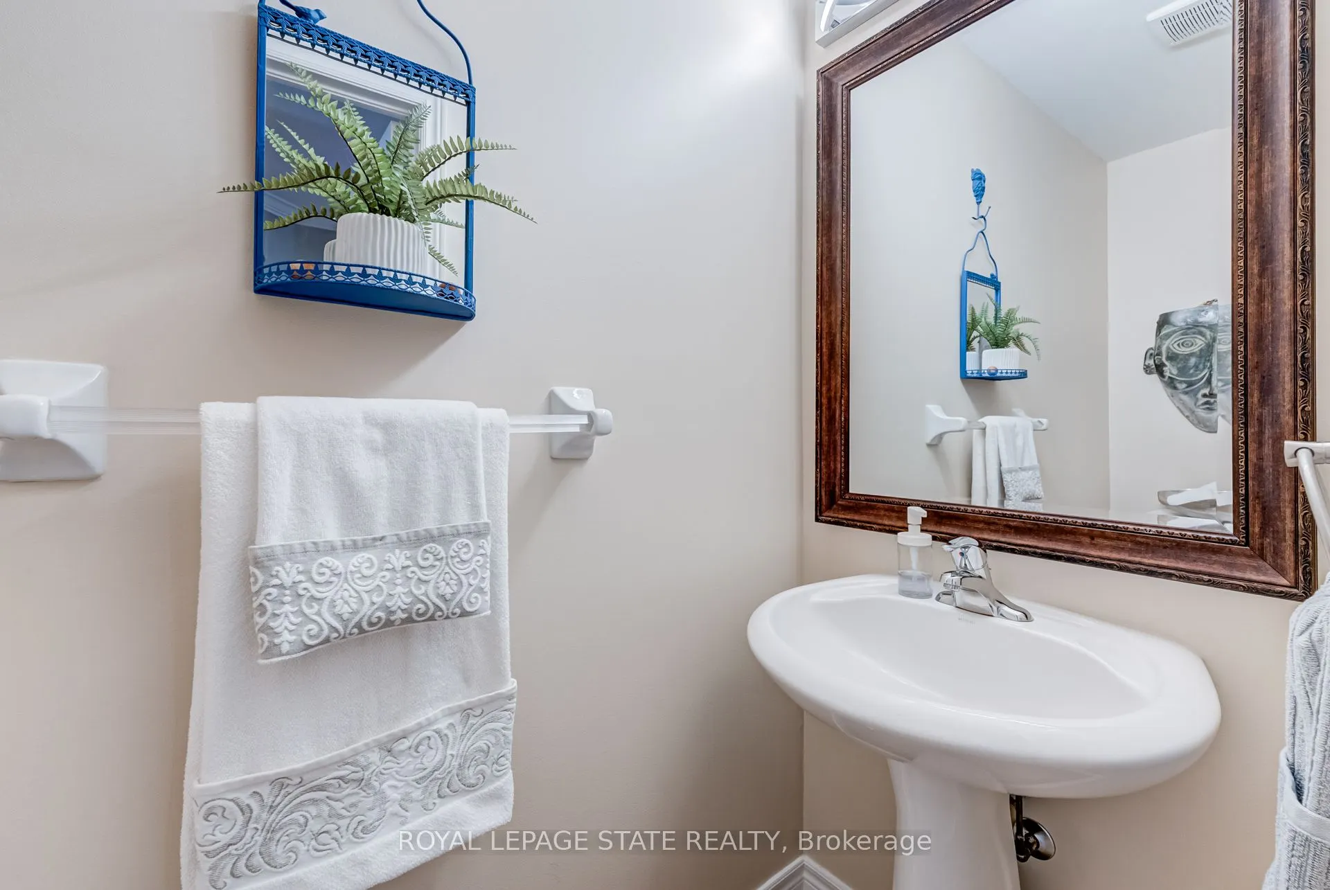 1105 Harrogate Drive