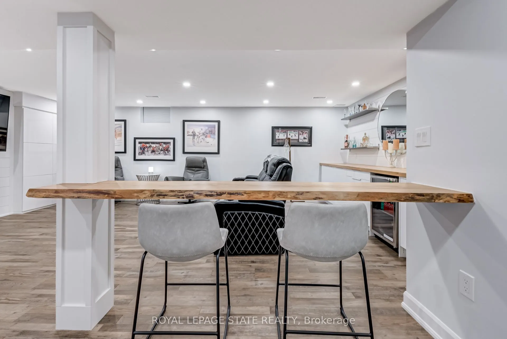 1105 Harrogate Drive