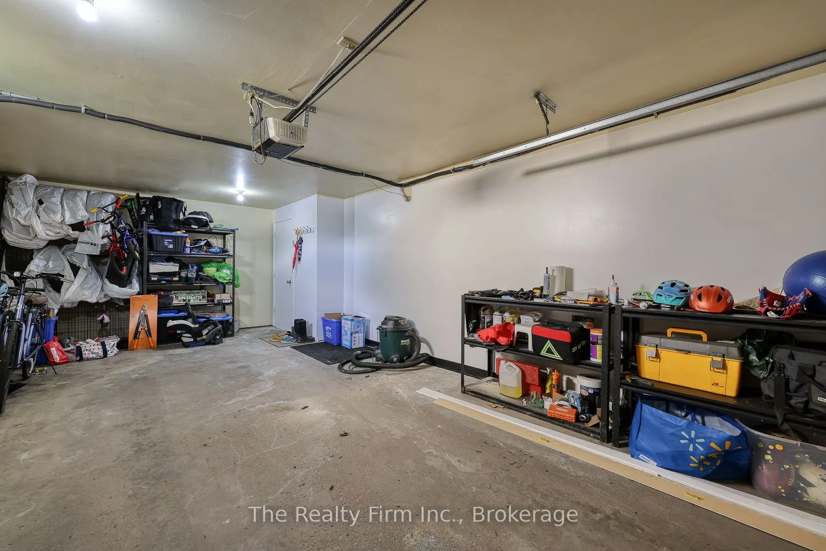 206 Charles Street E