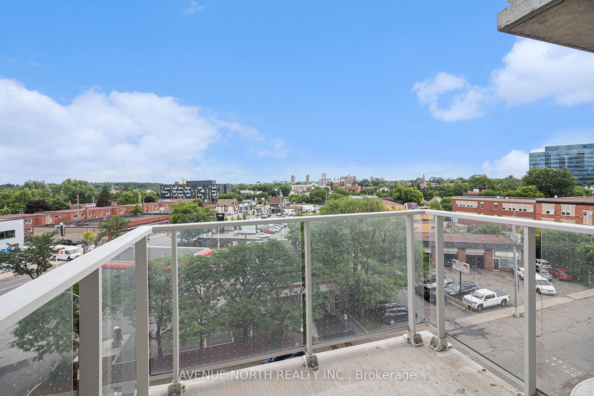 280 Montgomery Street, #1303