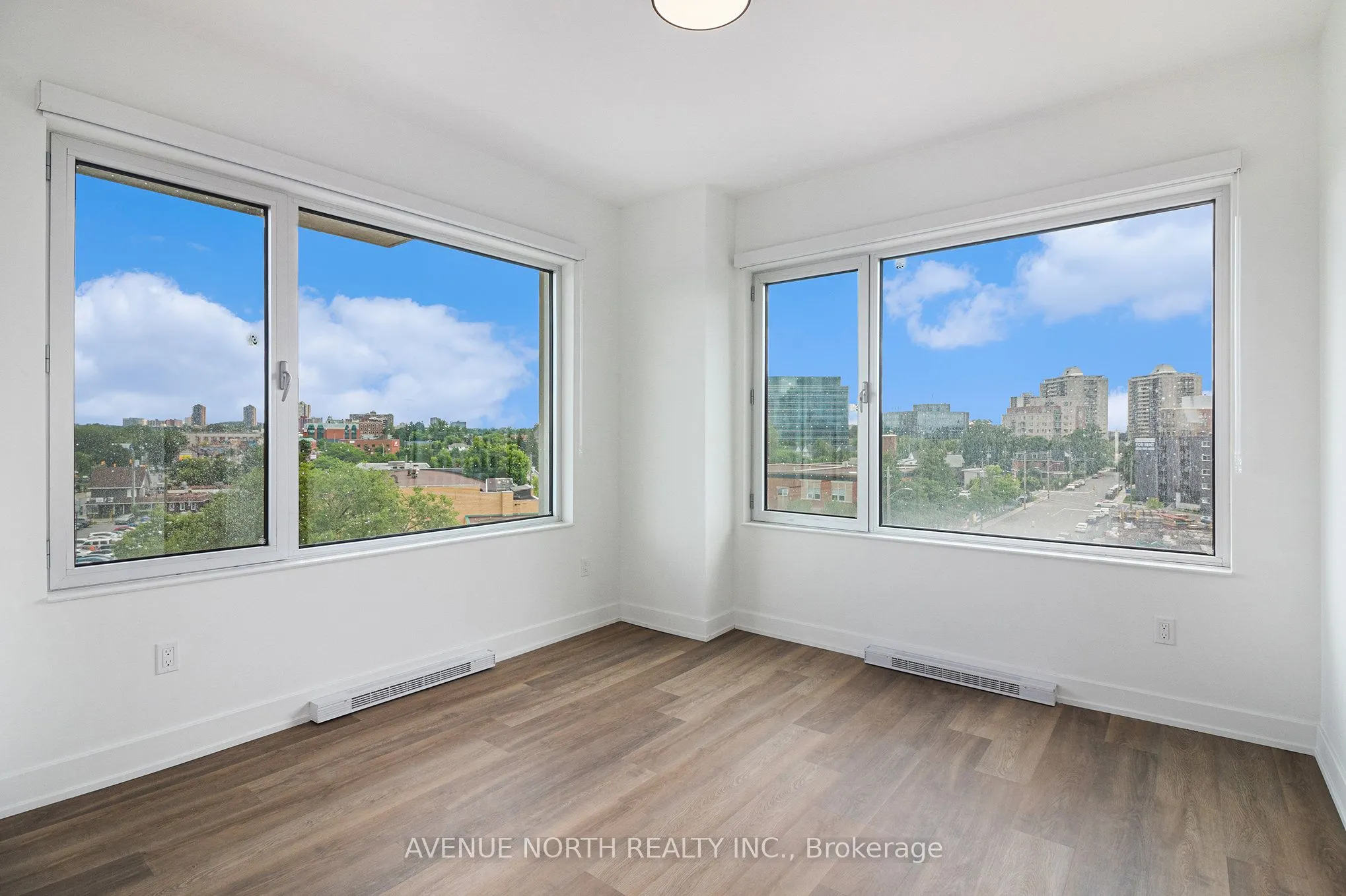 280 Montgomery Street, #1303
