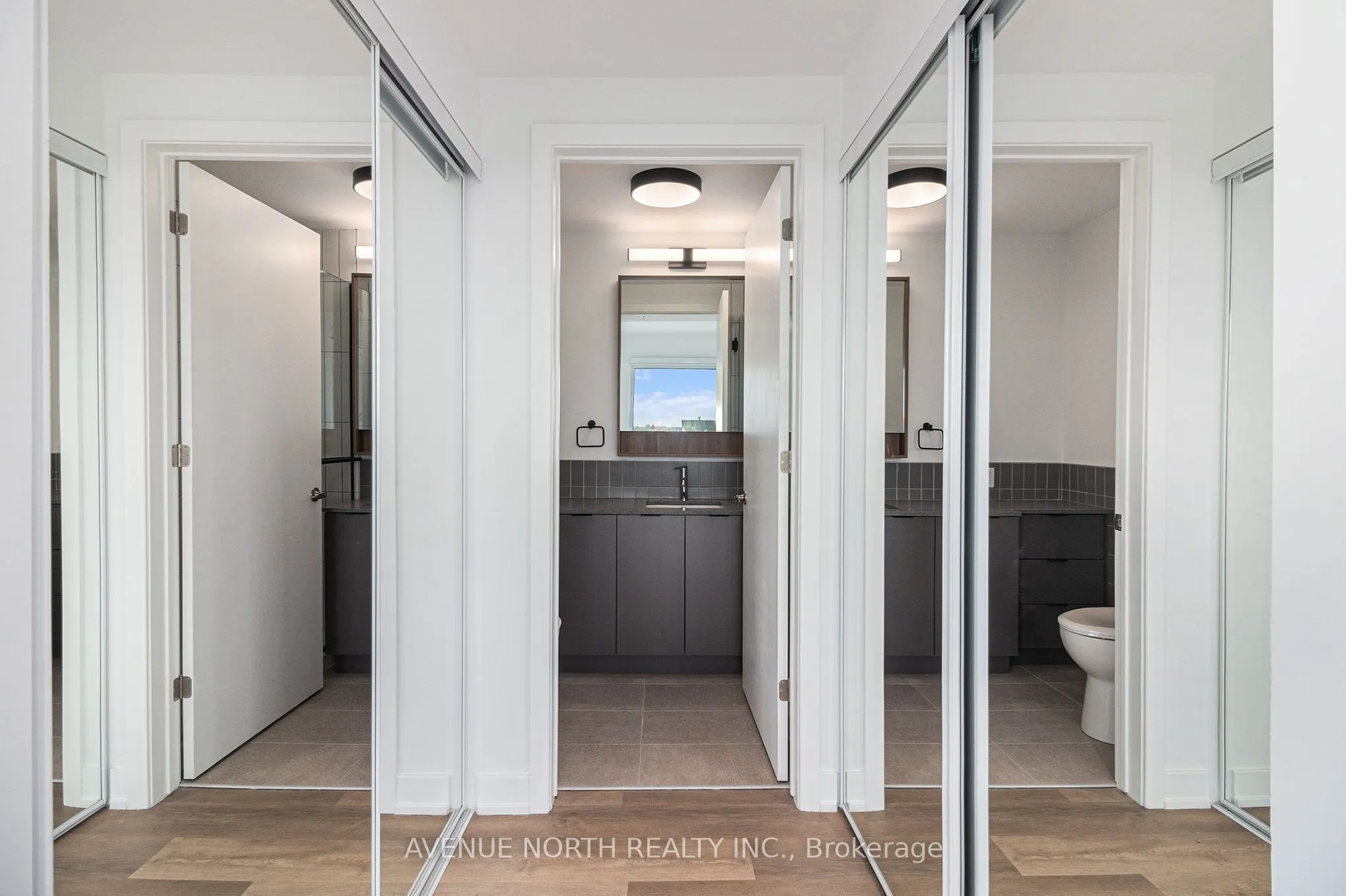 280 Montgomery Street, #1303