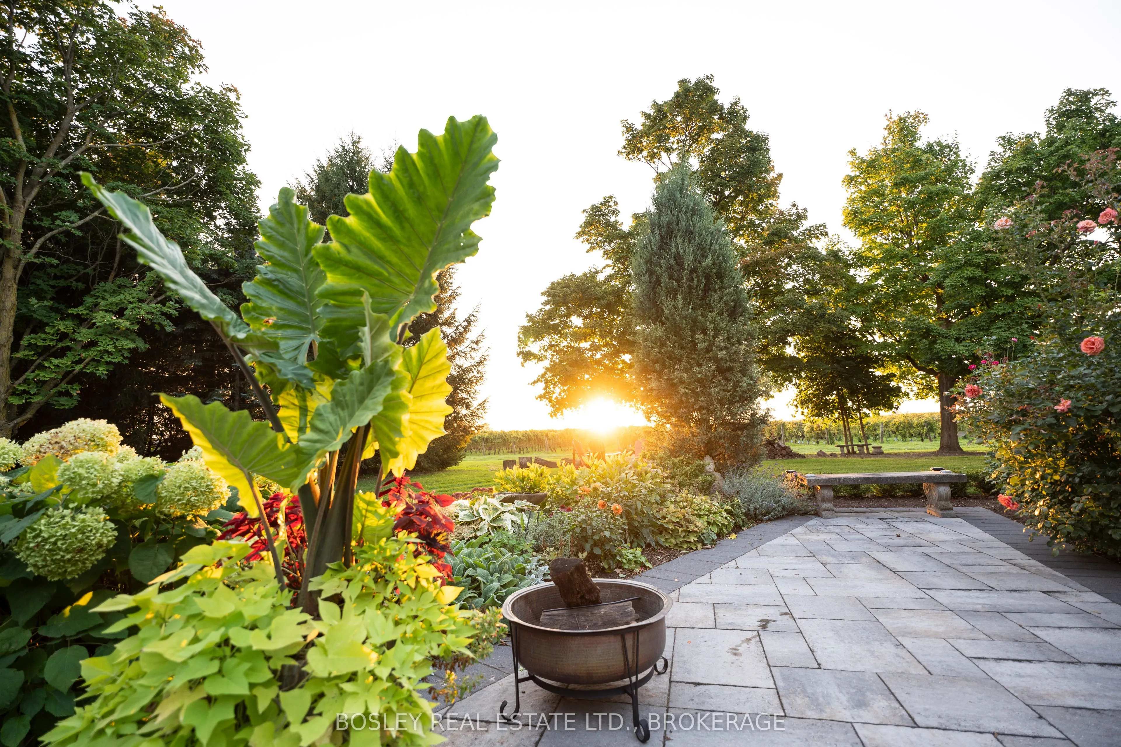 14796 Niagara River Parkway