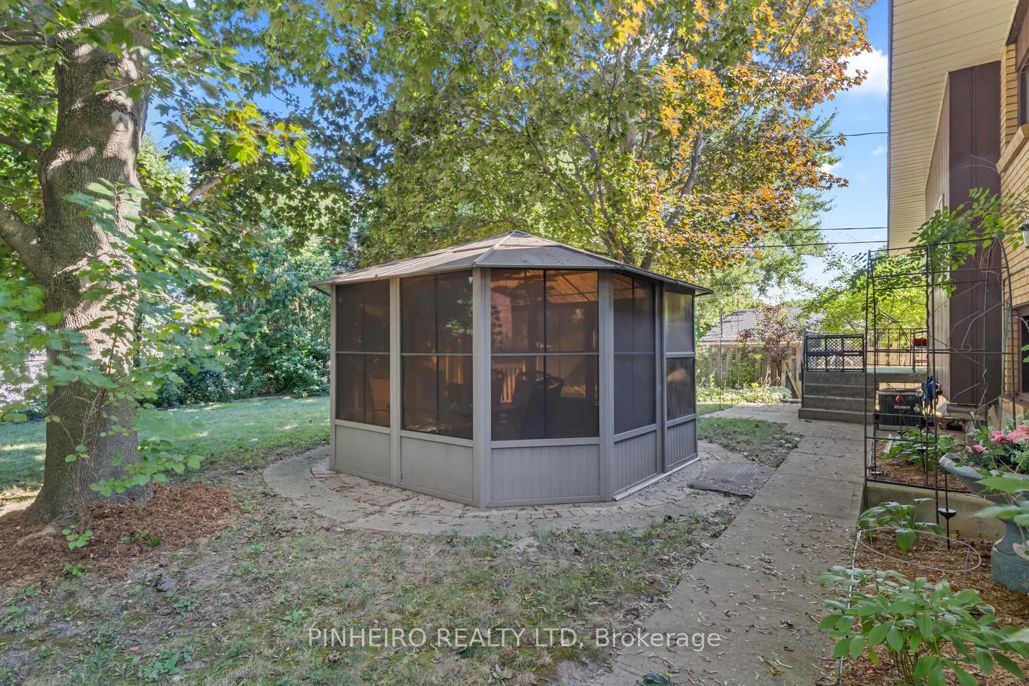 6 Oregon Road