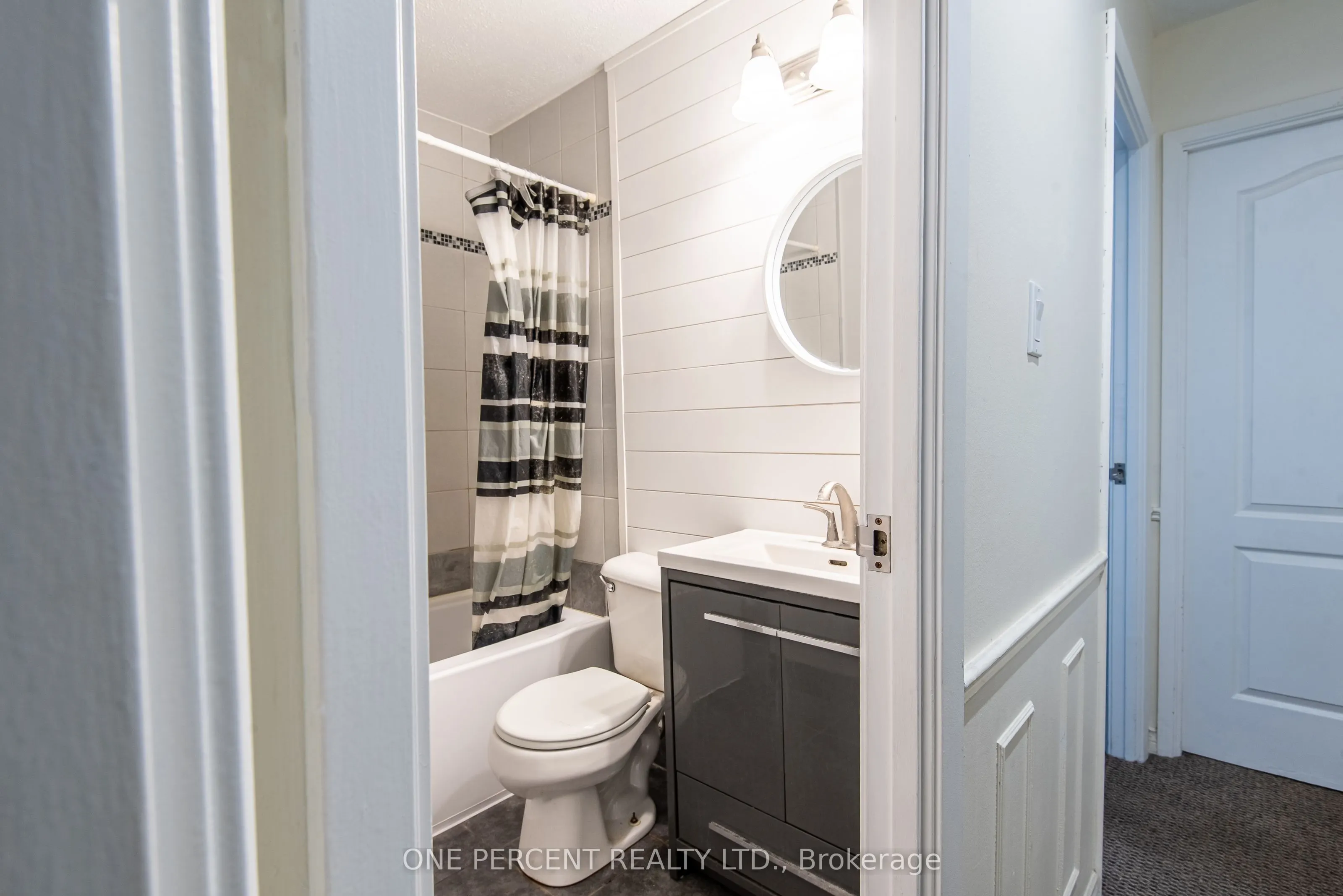 31 Greengate Road, #230