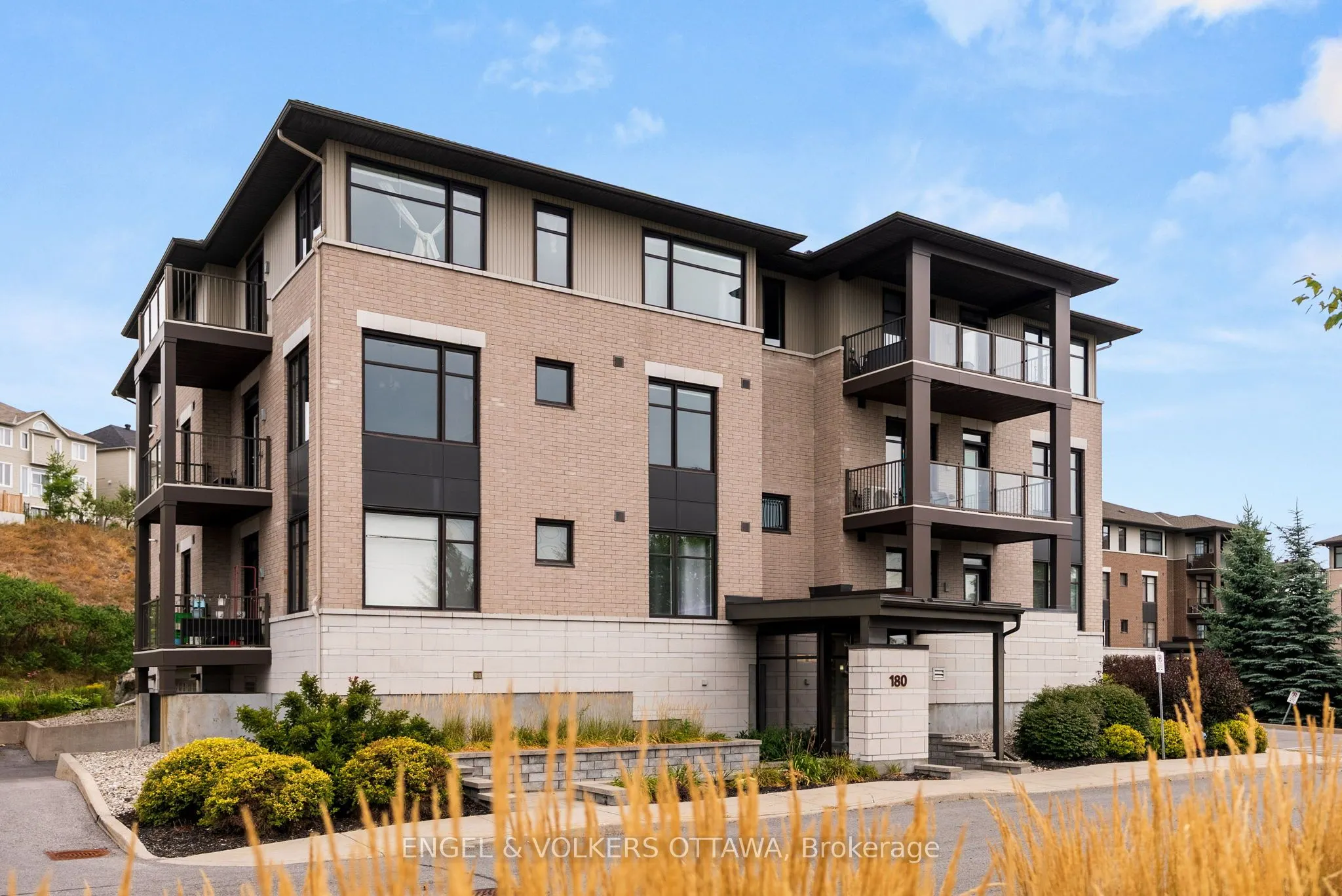 180 Guelph Private, #302