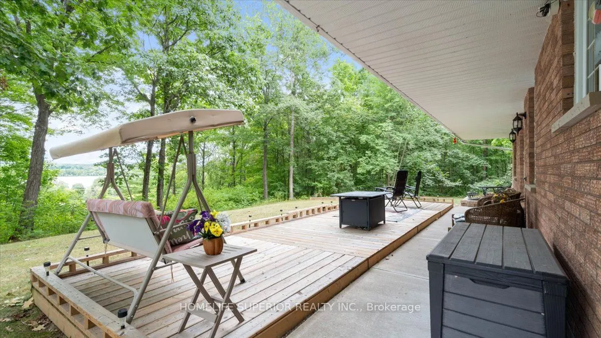 226 Lahey Road E