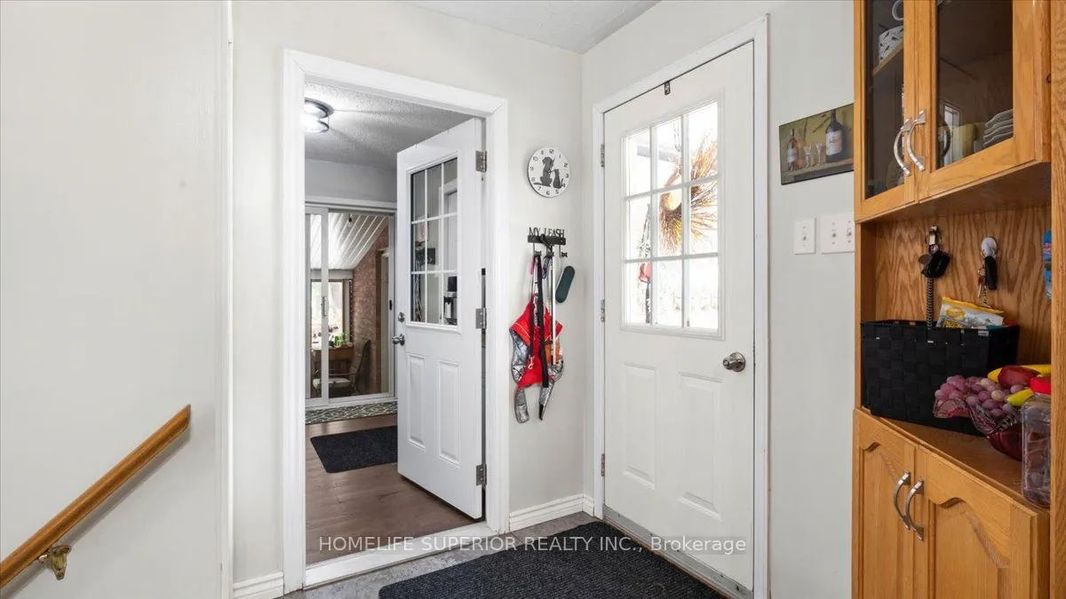 226 Lahey Road E