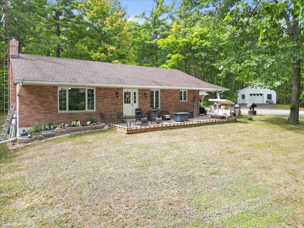 226 Lahey Road E