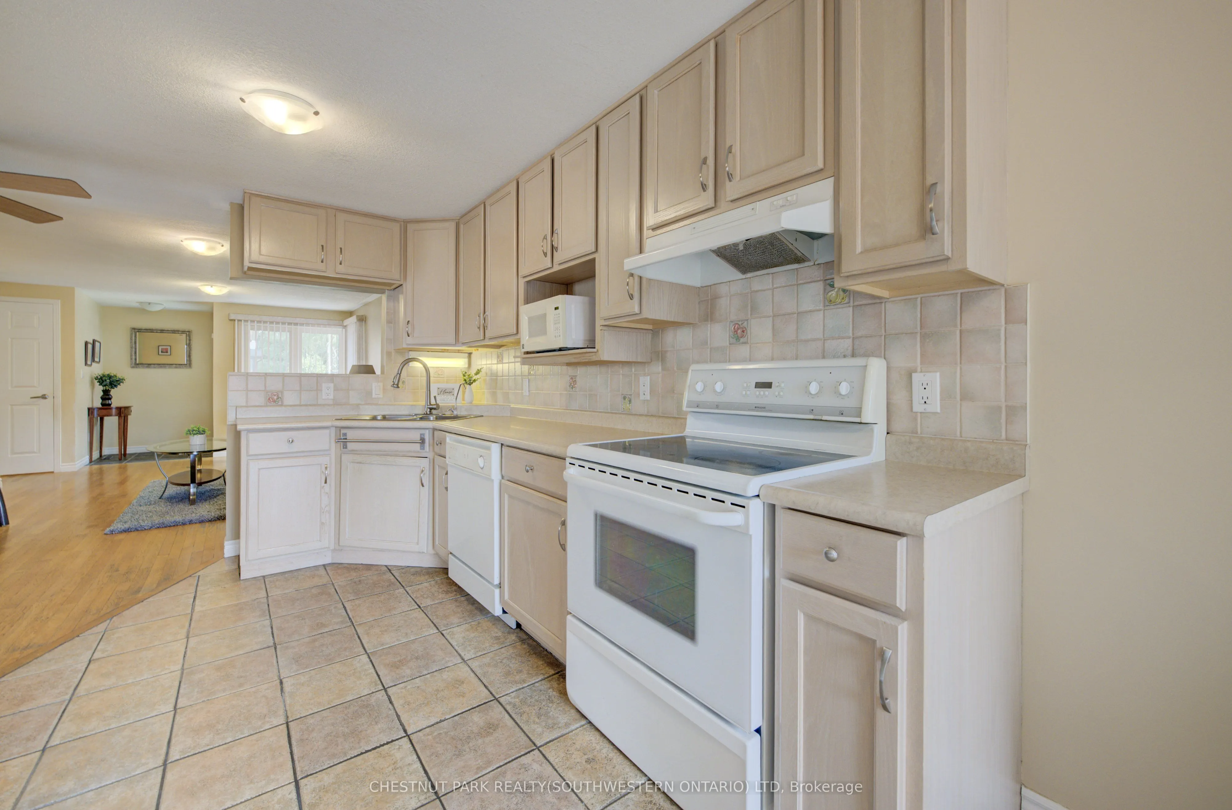 34 4th Avenue