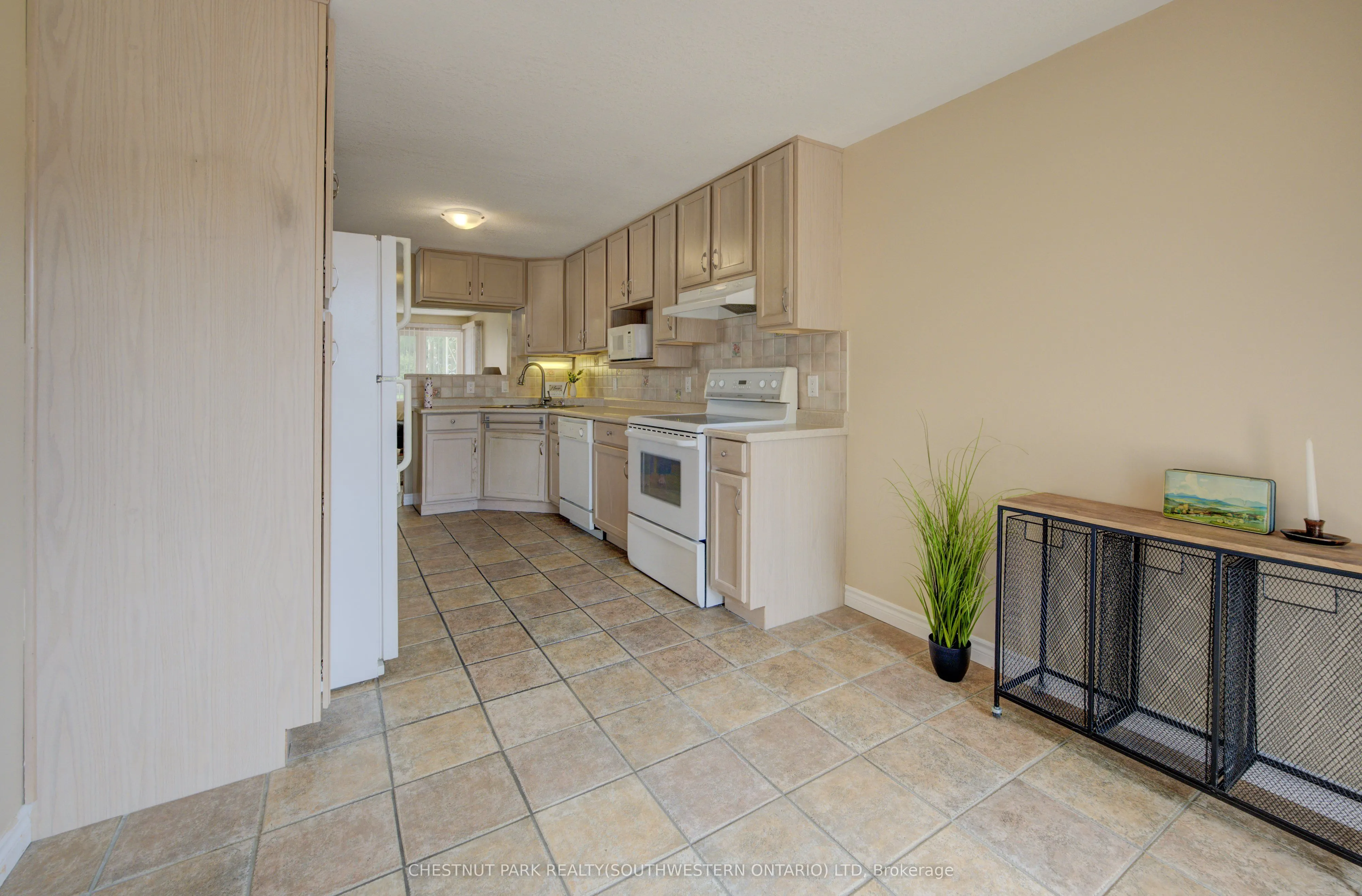 34 4th Avenue