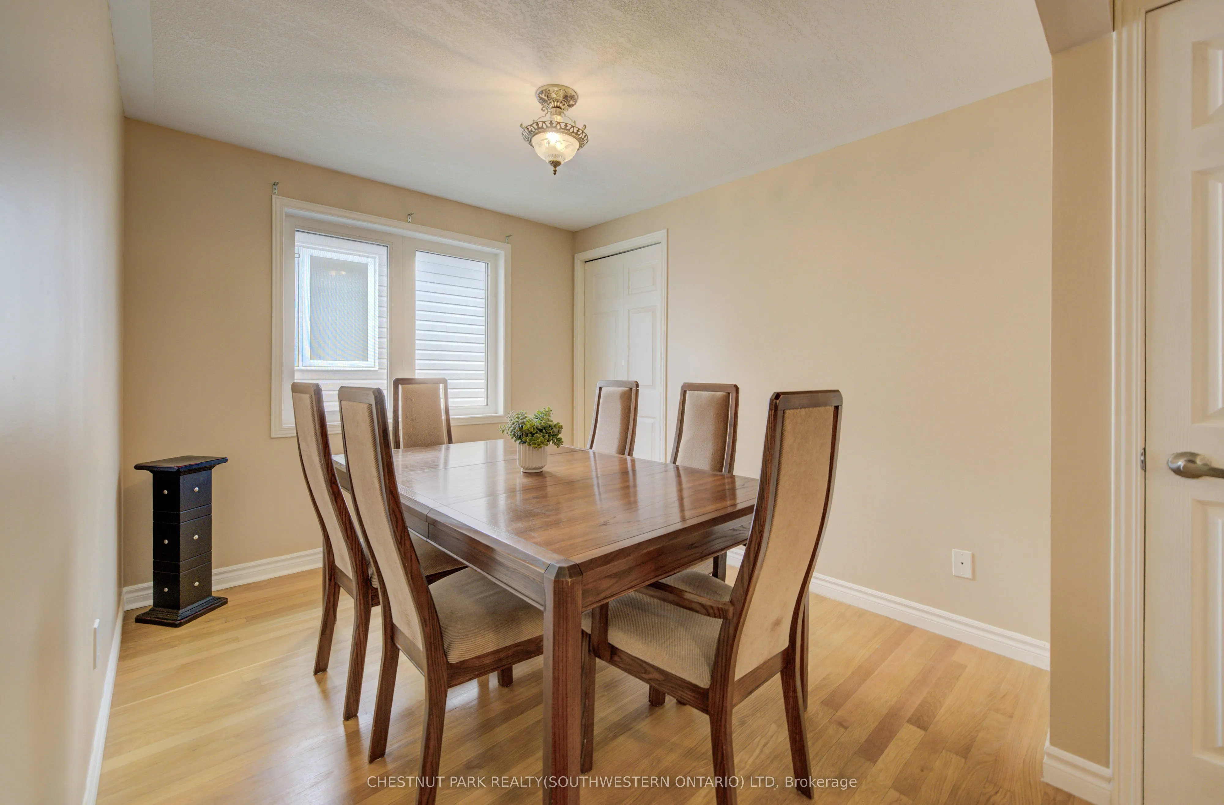 34 4th Avenue